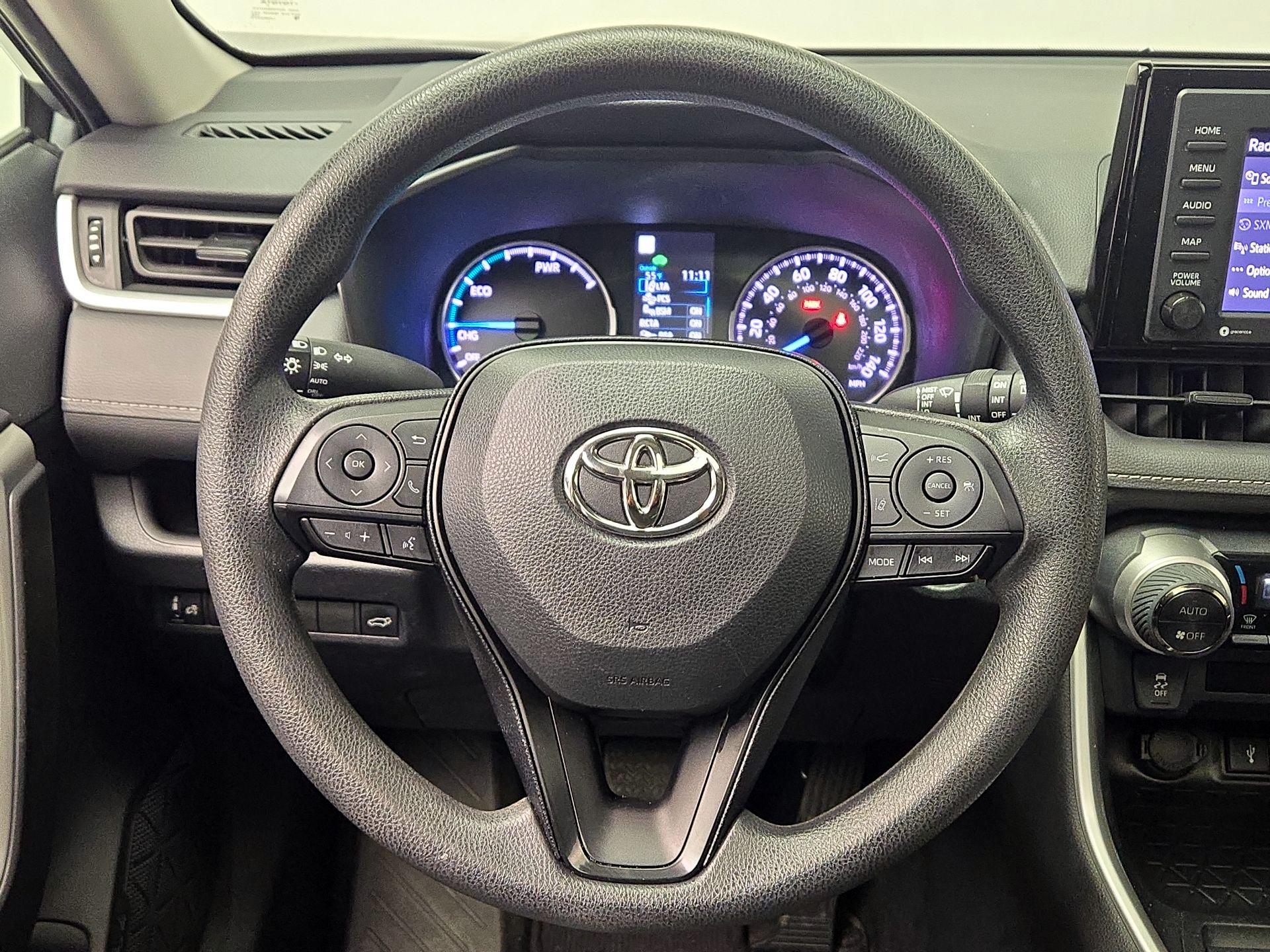 Thumbnail: 2022 Toyota RAV4 - 10