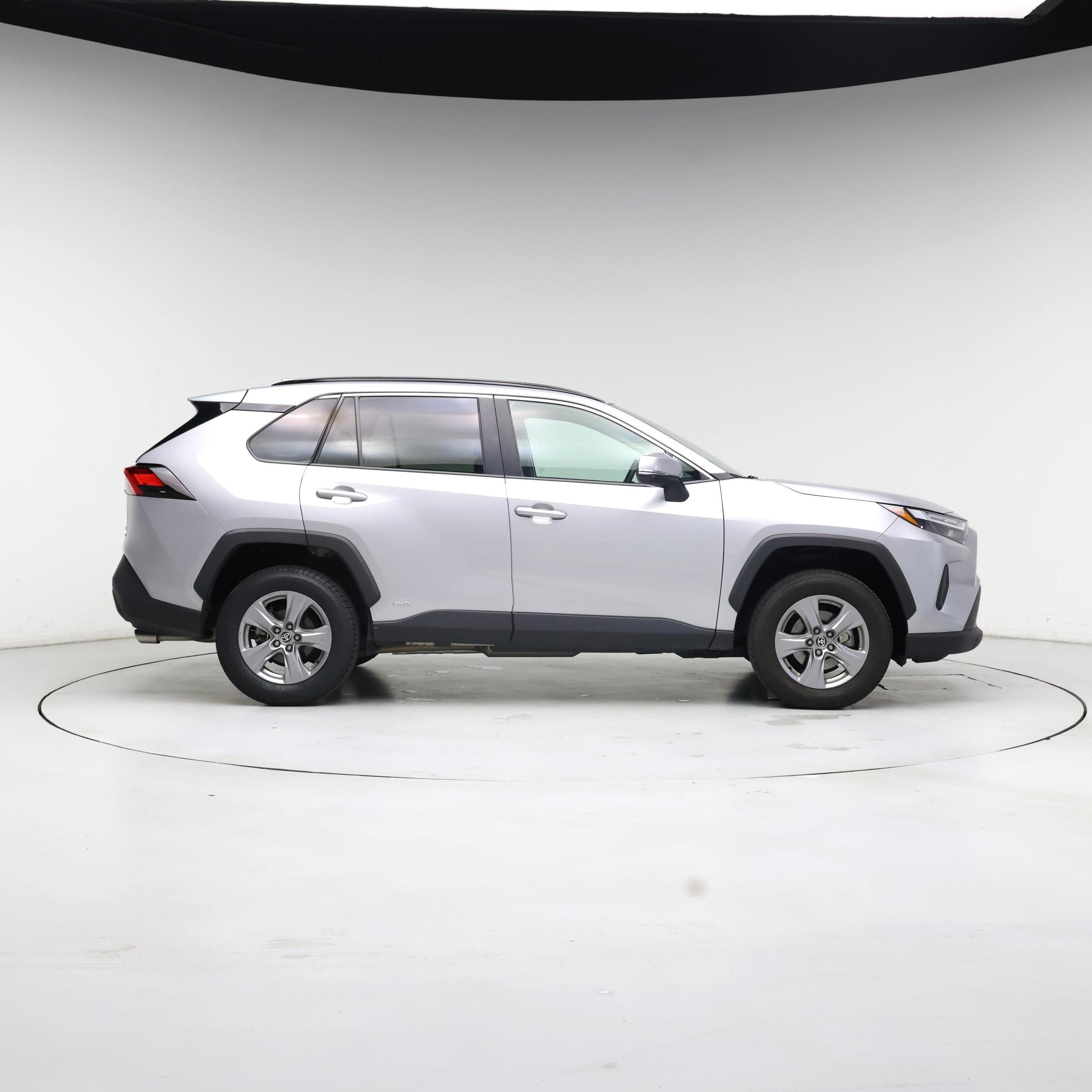 Thumbnail: 2022 Toyota RAV4 - 7