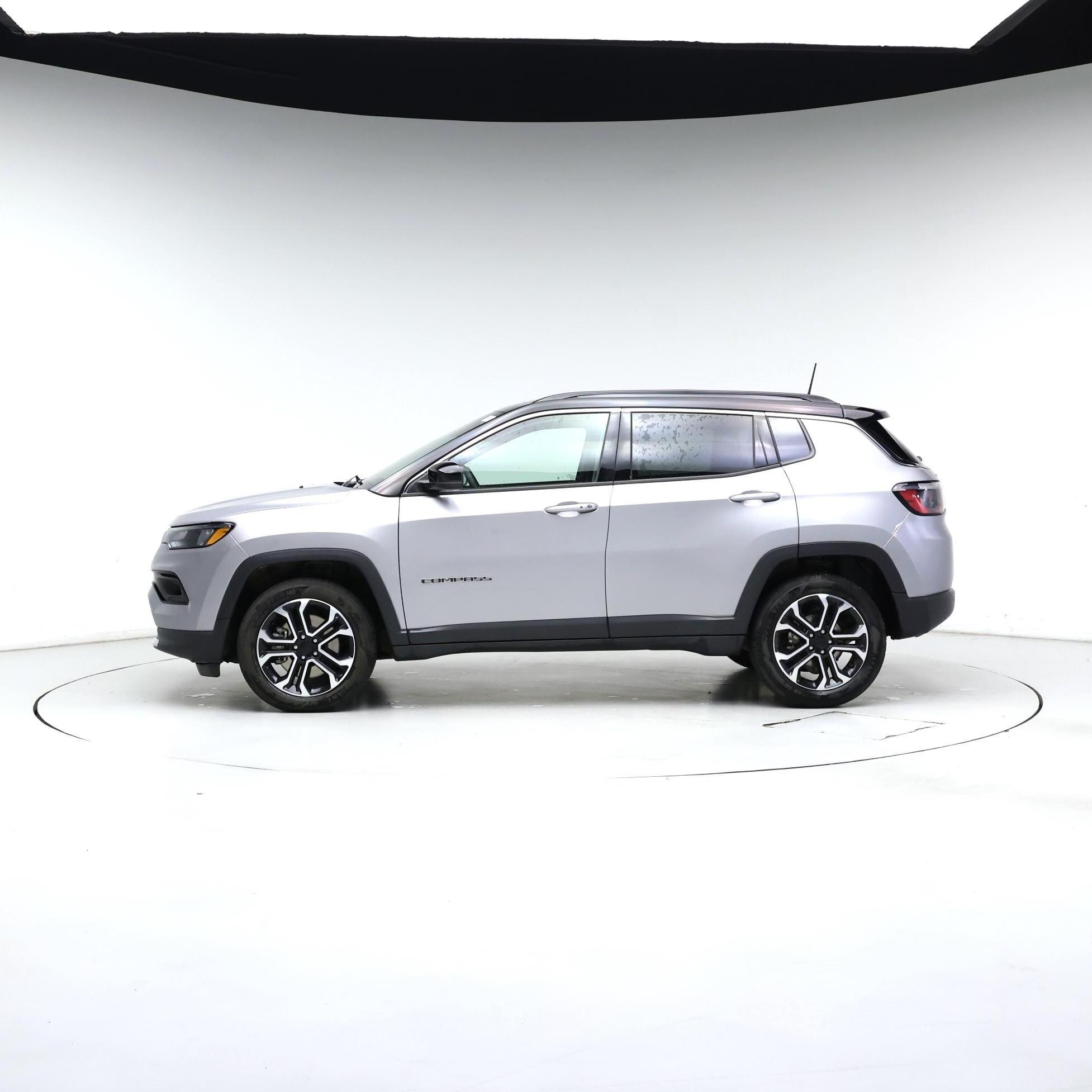 Thumbnail: 2023 Jeep Compass - 3
