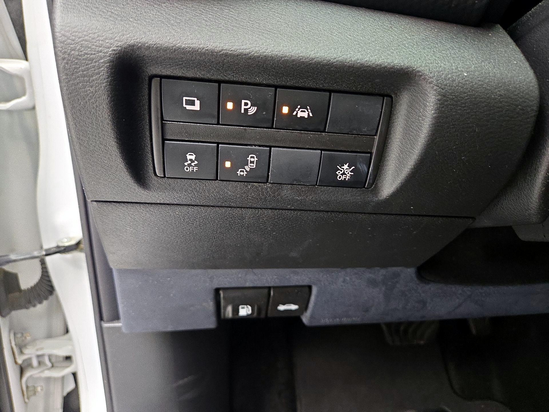 Thumbnail: 2022 Nissan Kicks - 13