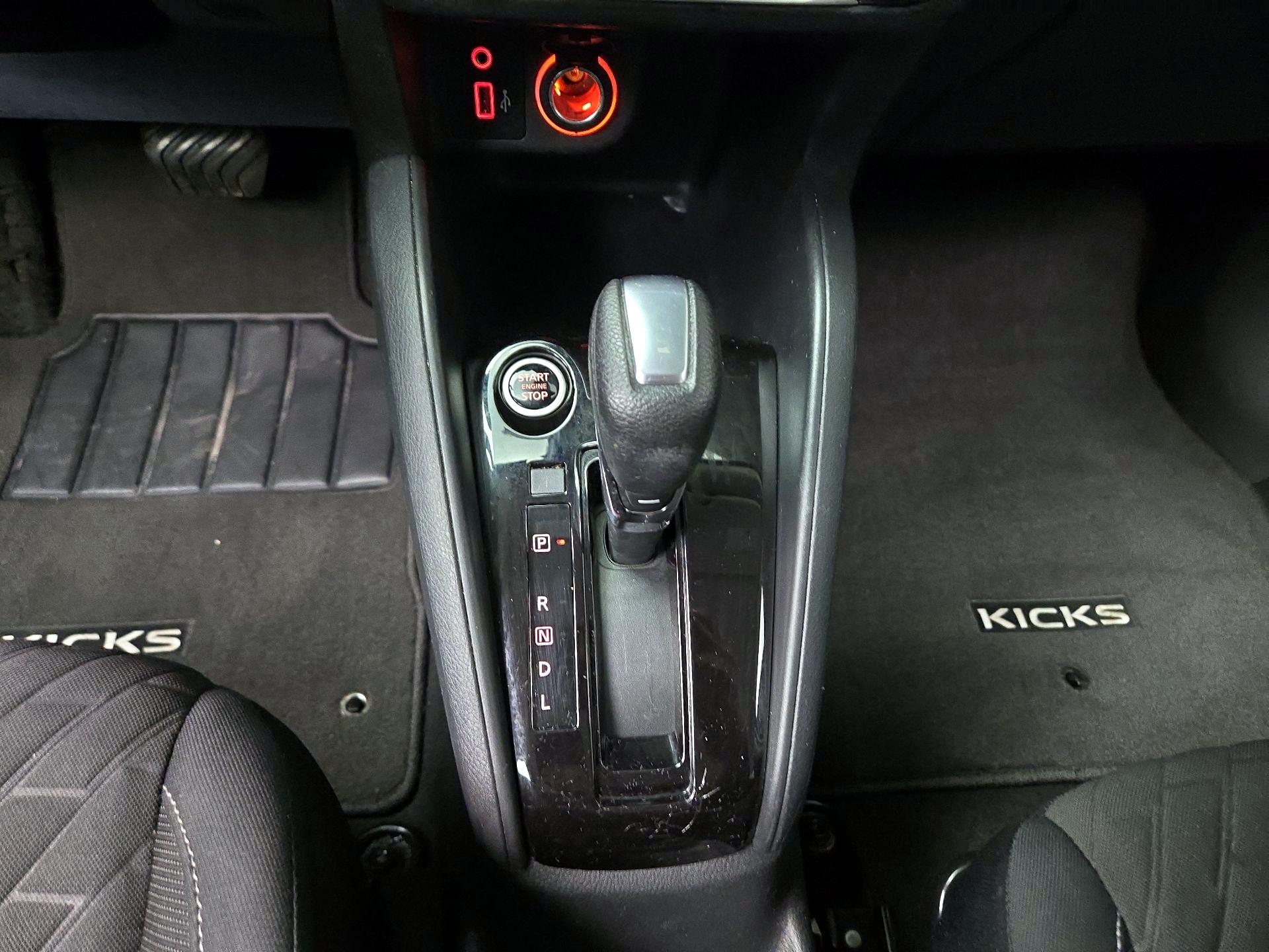 Thumbnail: 2022 Nissan Kicks - 17