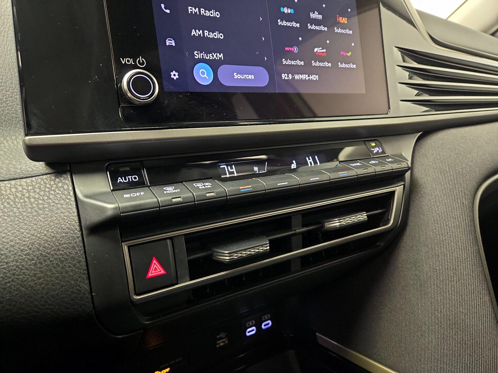 Thumbnail: 2025 Toyota Camry - 16