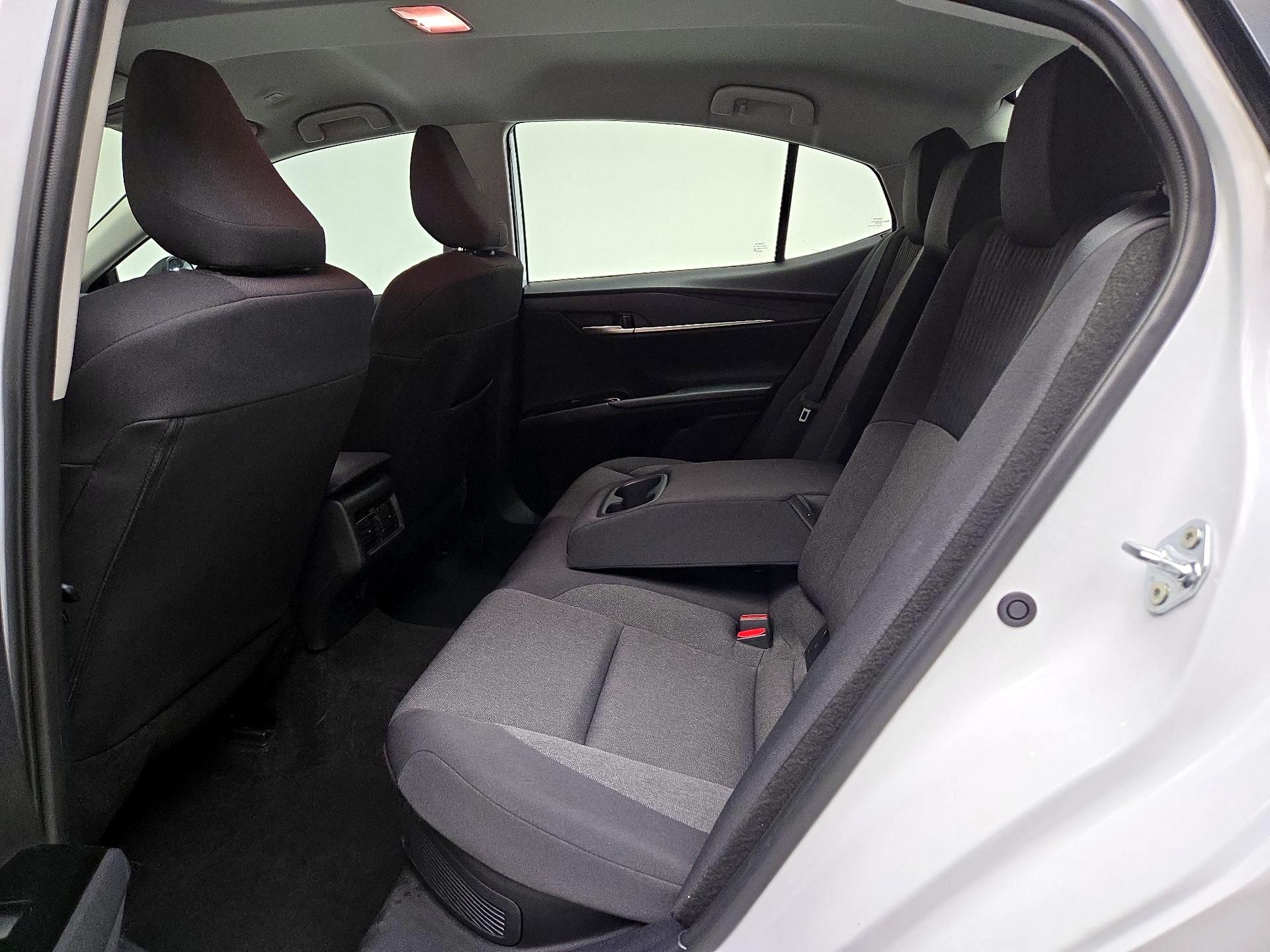 Thumbnail: 2025 Toyota Camry - 19