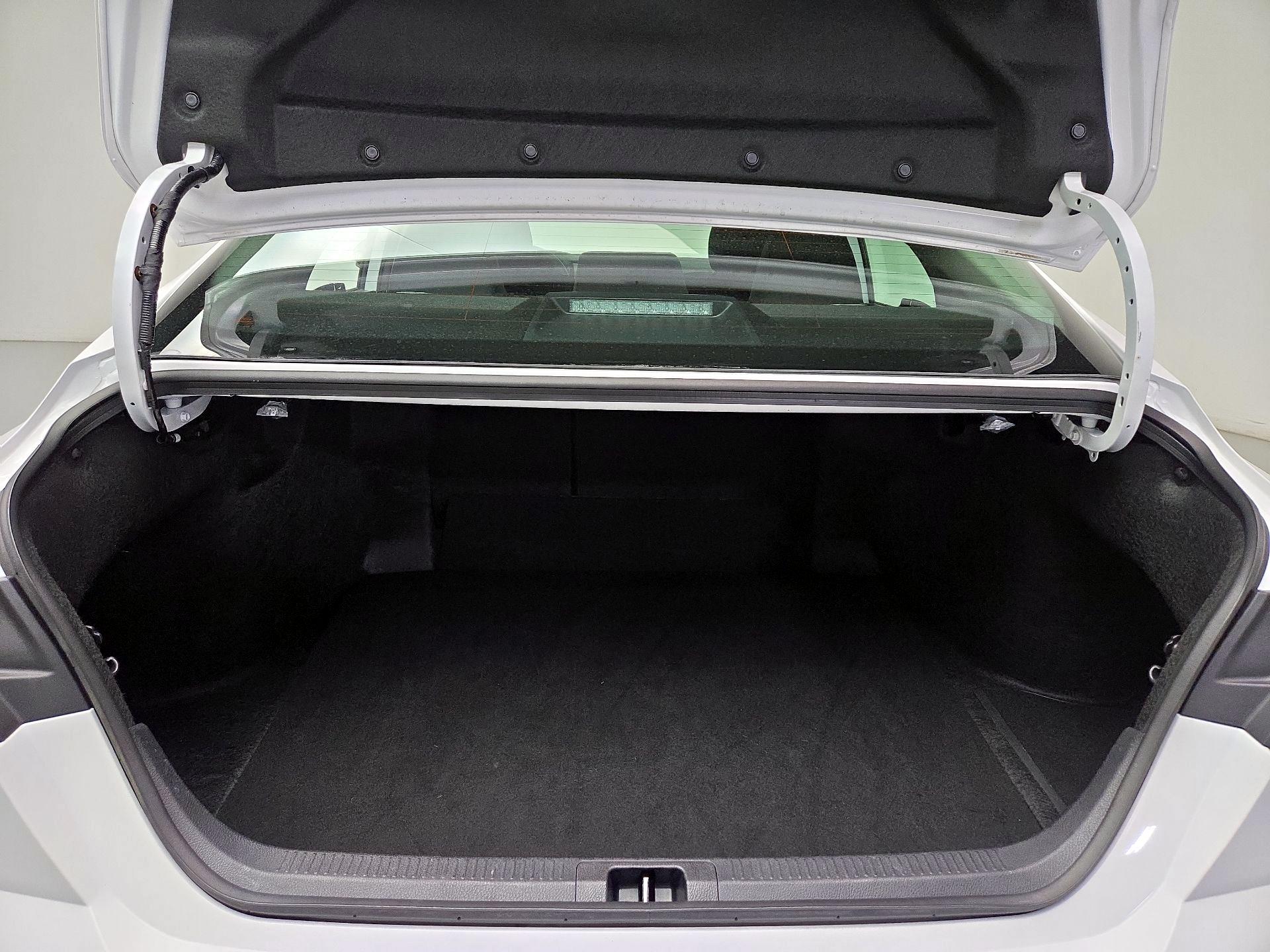 Thumbnail: 2025 Toyota Camry - 20