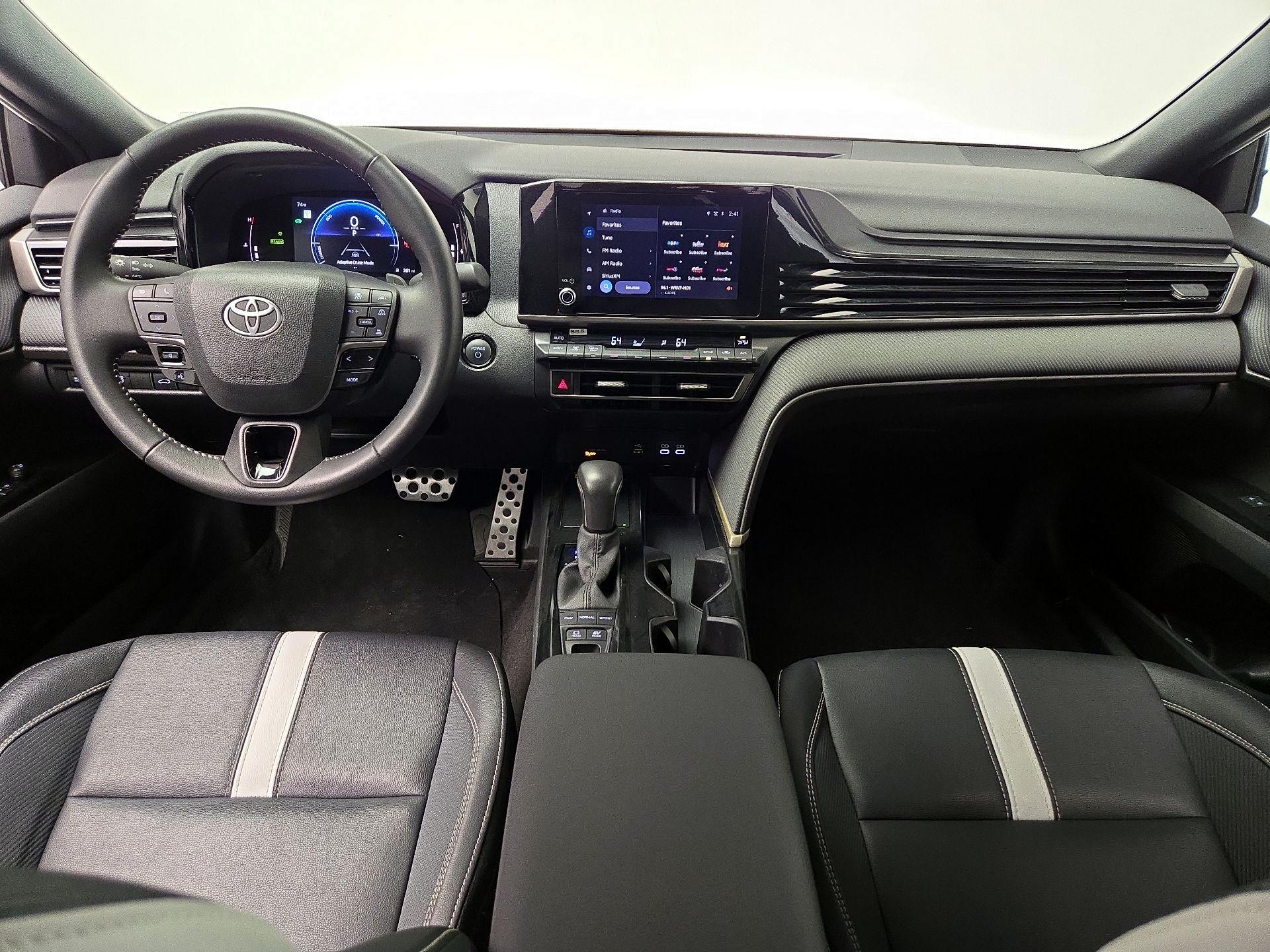 Thumbnail: 2025 Toyota Camry - 9