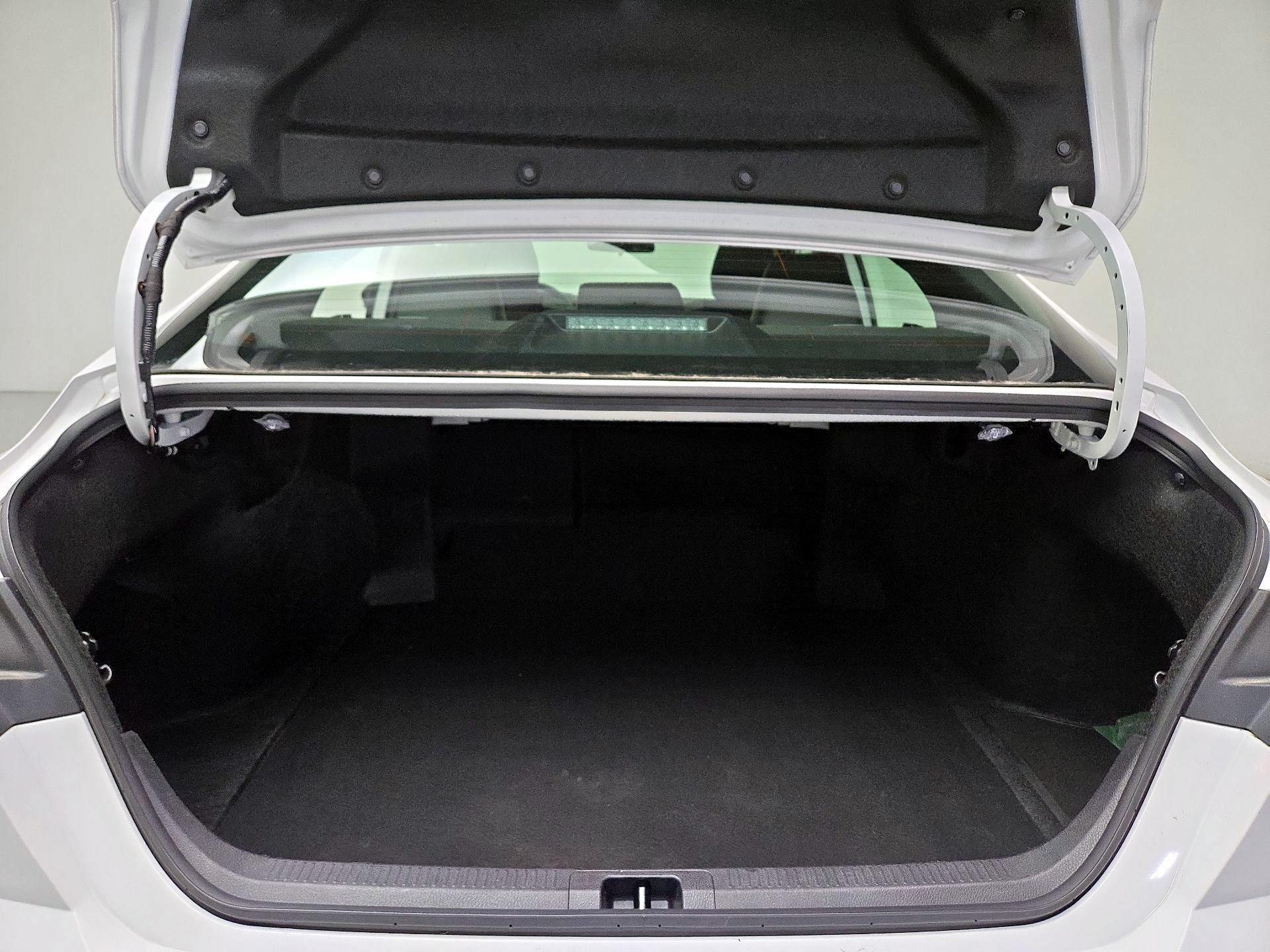 Thumbnail: 2025 Toyota Camry - 20