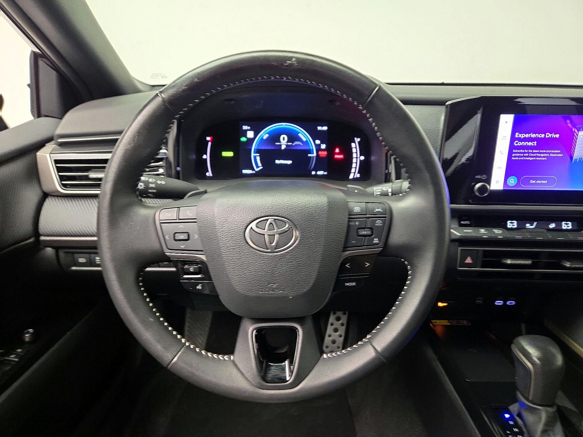 Thumbnail: 2025 Toyota Camry - 10