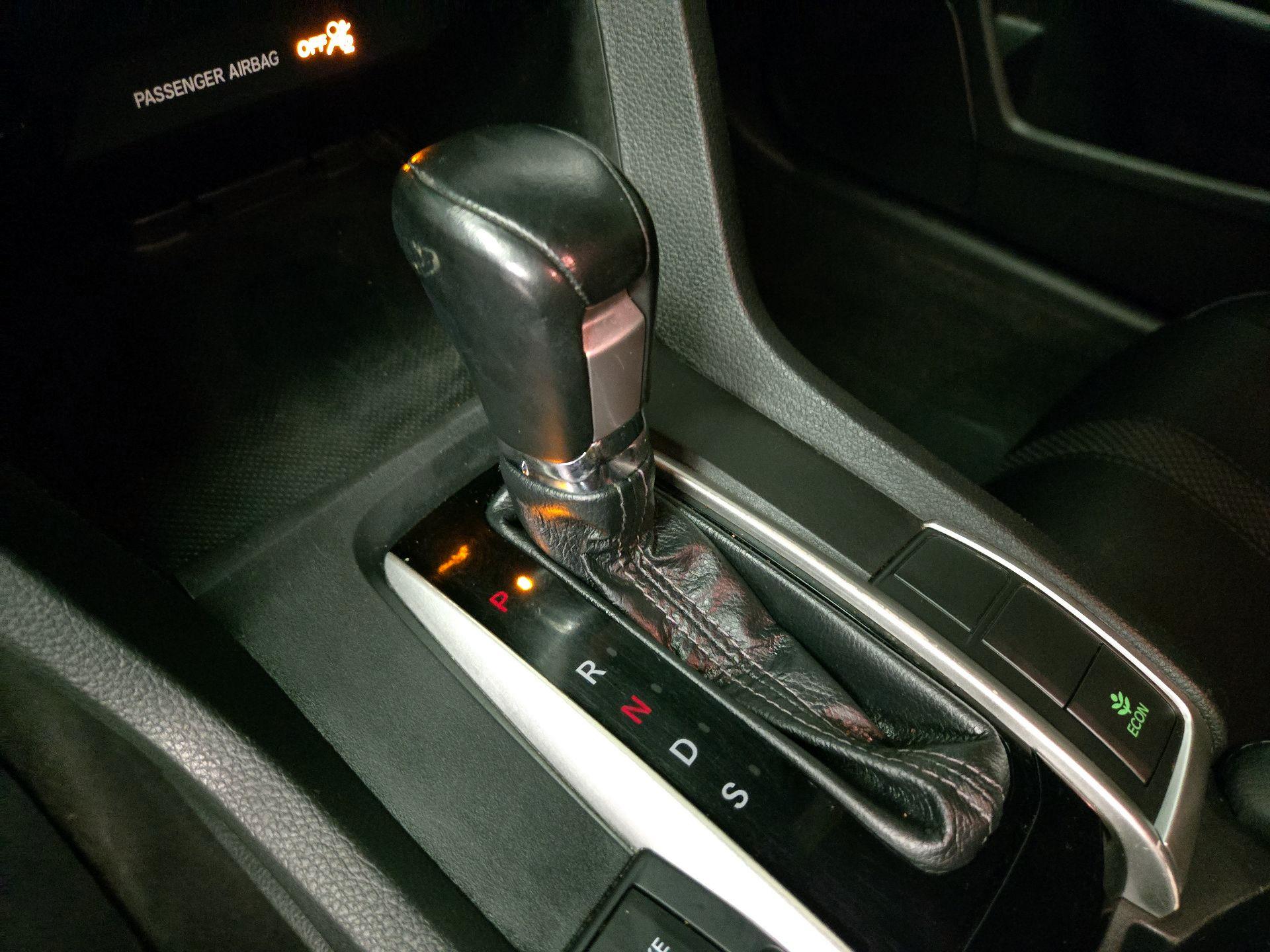 Thumbnail: 2019 Honda Civic - 17