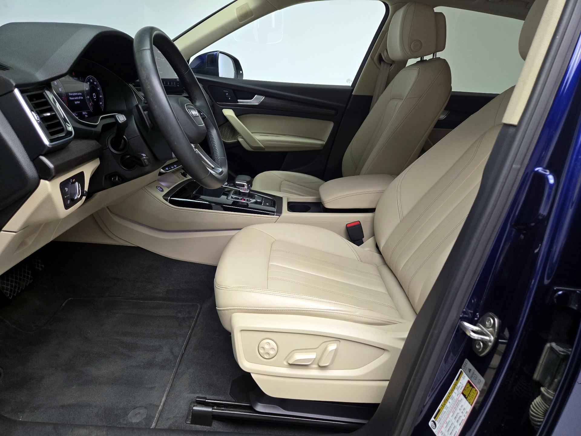 Thumbnail: 2023 Audi Q5 - 11