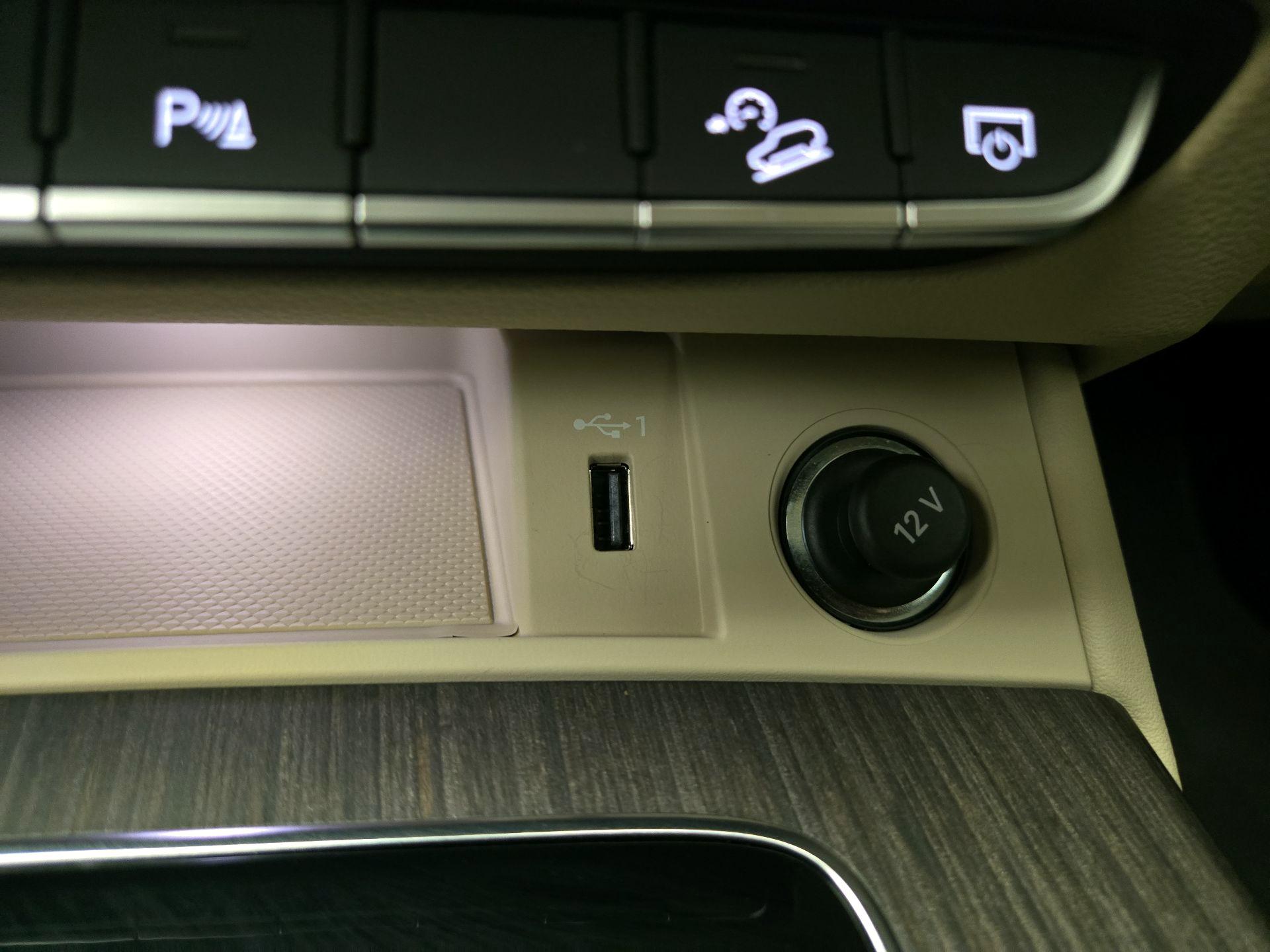 Thumbnail: 2023 Audi Q5 - 18