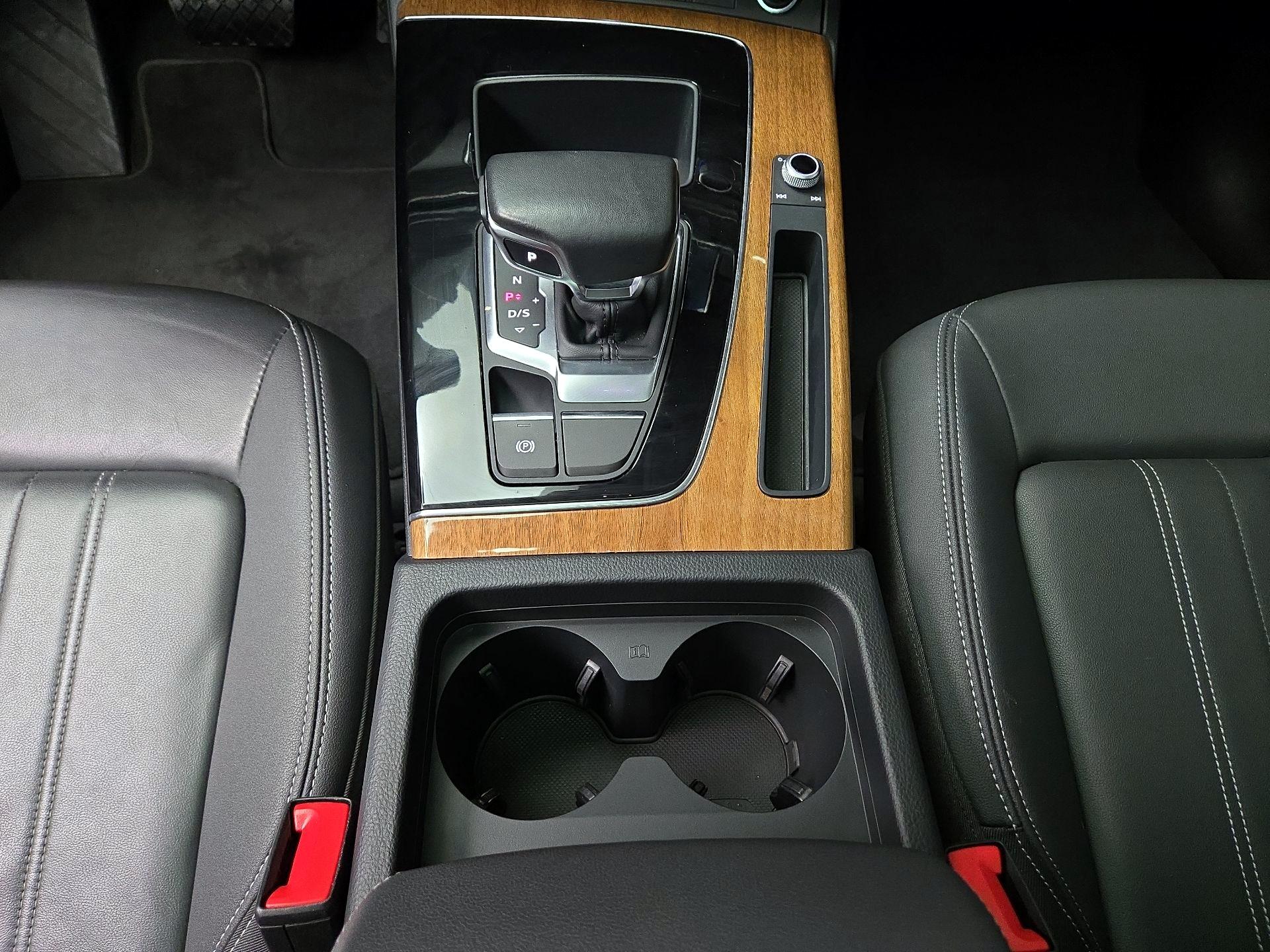 Thumbnail: 2023 Audi Q5 - 17