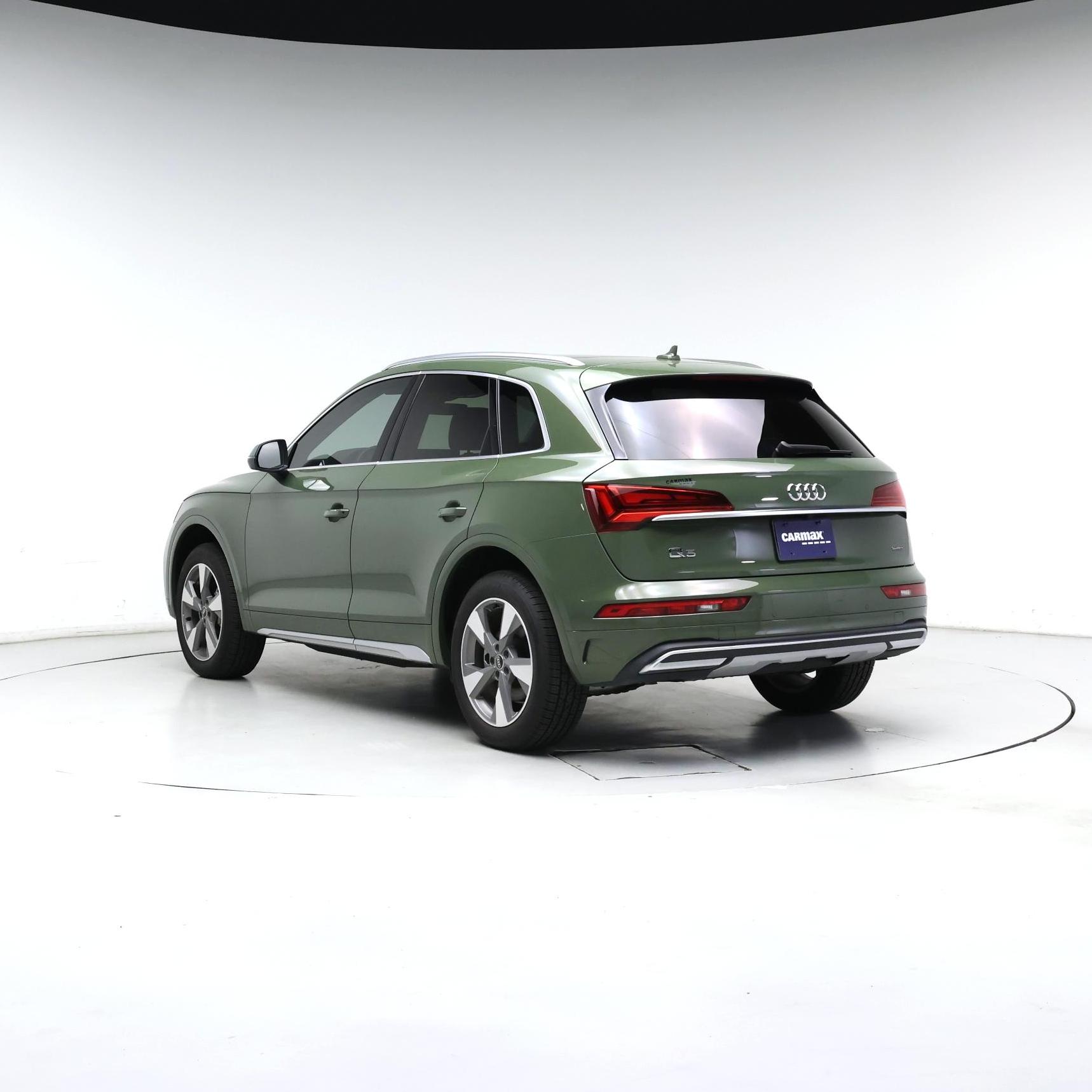 Thumbnail: 2023 Audi Q5 - 2
