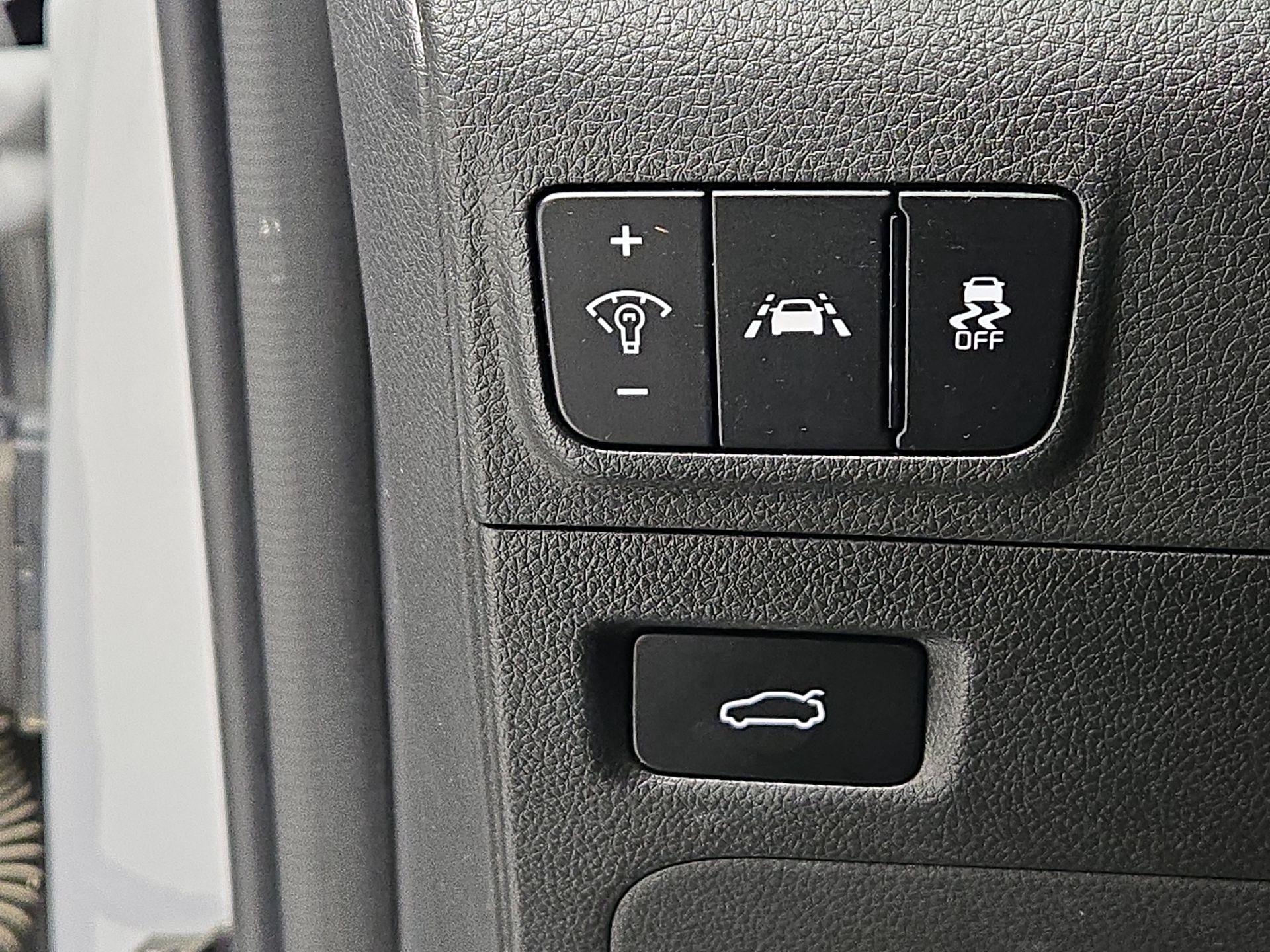 Thumbnail: 2021 Kia K5 - 13