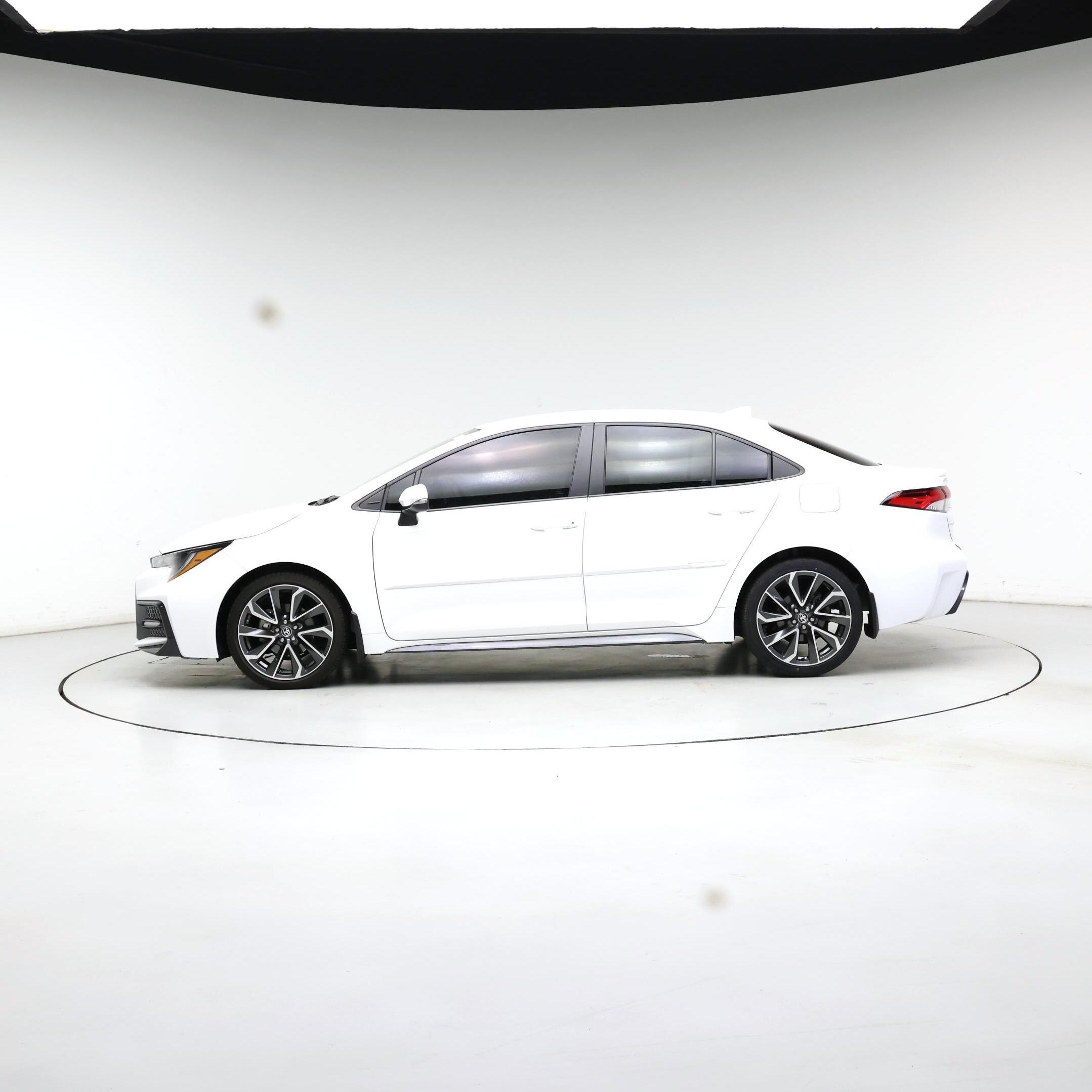 Thumbnail: 2022 Toyota Corolla - 3