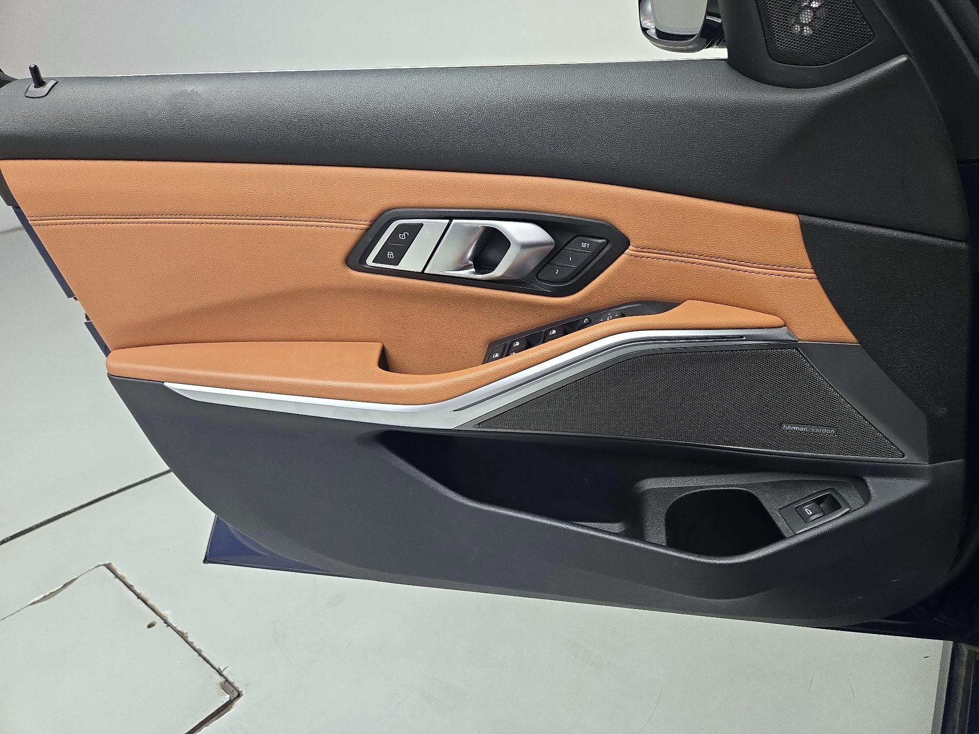 Thumbnail: 2021 BMW 3 Series - 12