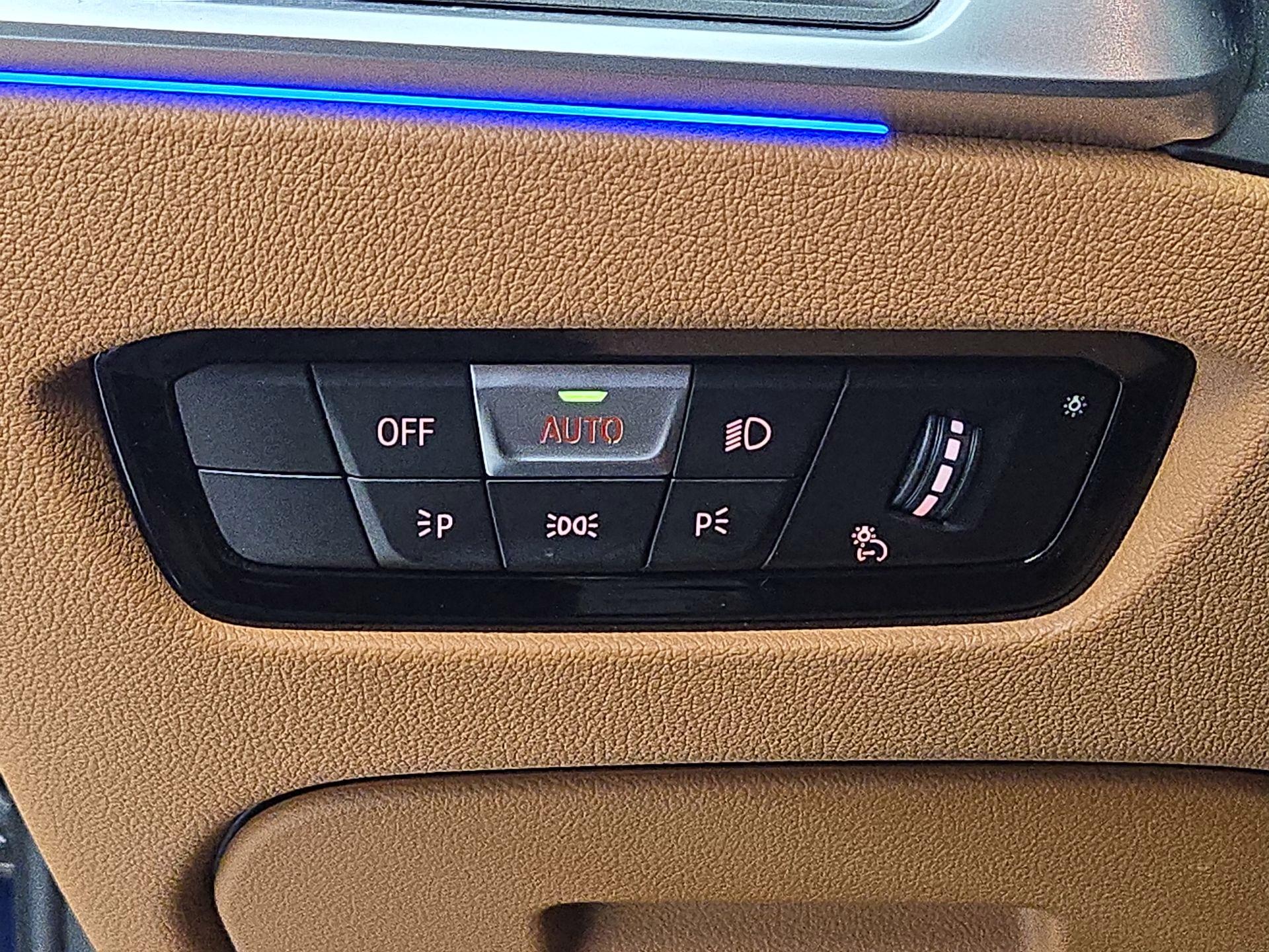 Thumbnail: 2021 BMW 3 Series - 13