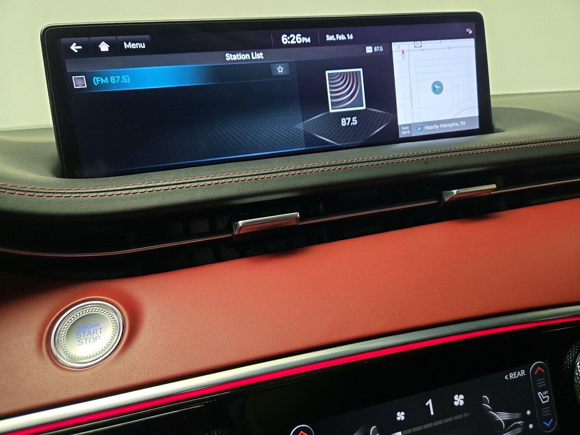 Thumbnail: 2023 Genesis GV70 - 16