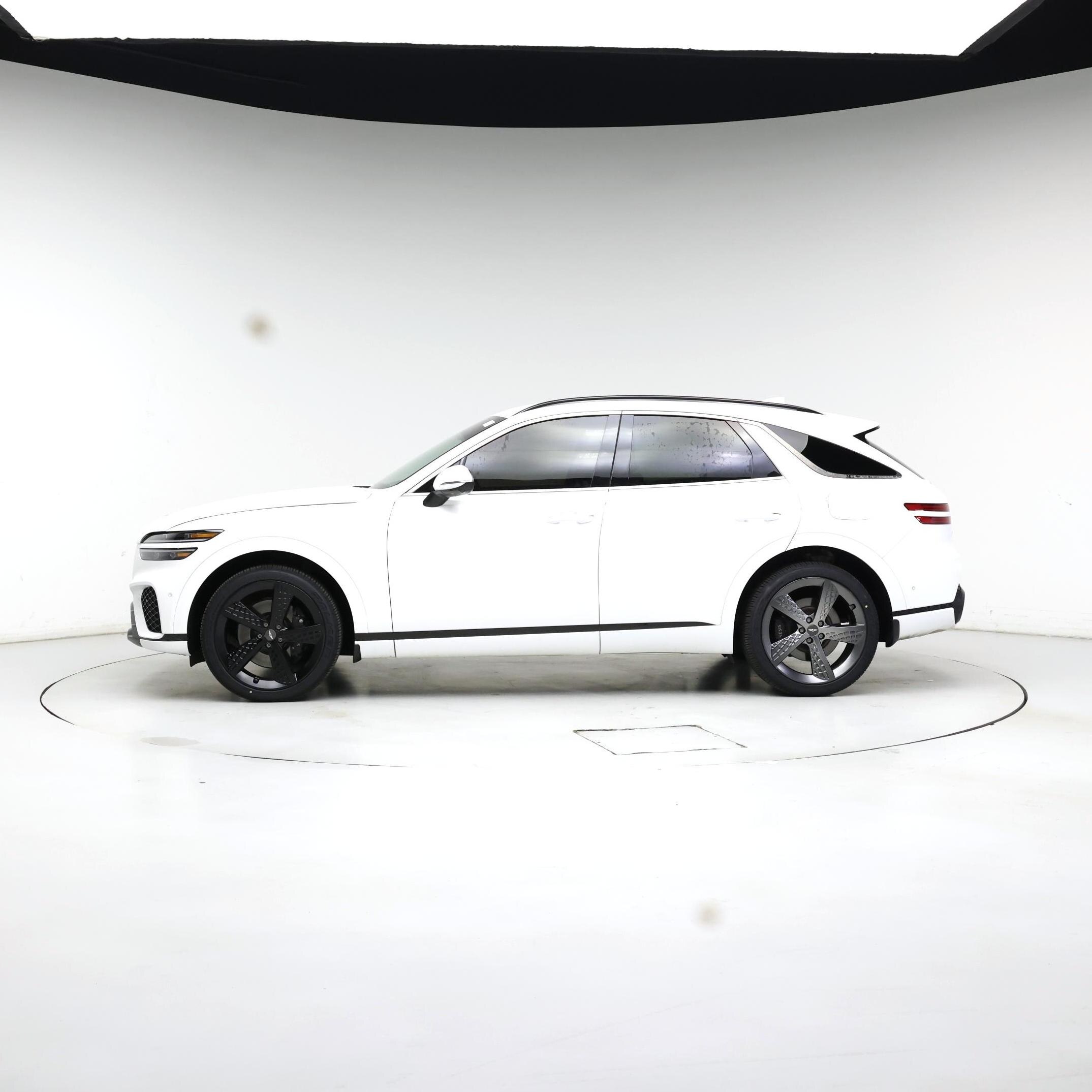 Thumbnail: 2023 Genesis GV70 - 3