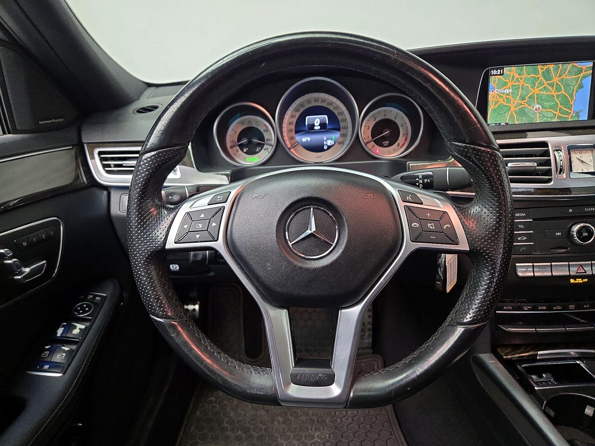 Thumbnail: 2016 Mercedes-Benz E-Class - 10