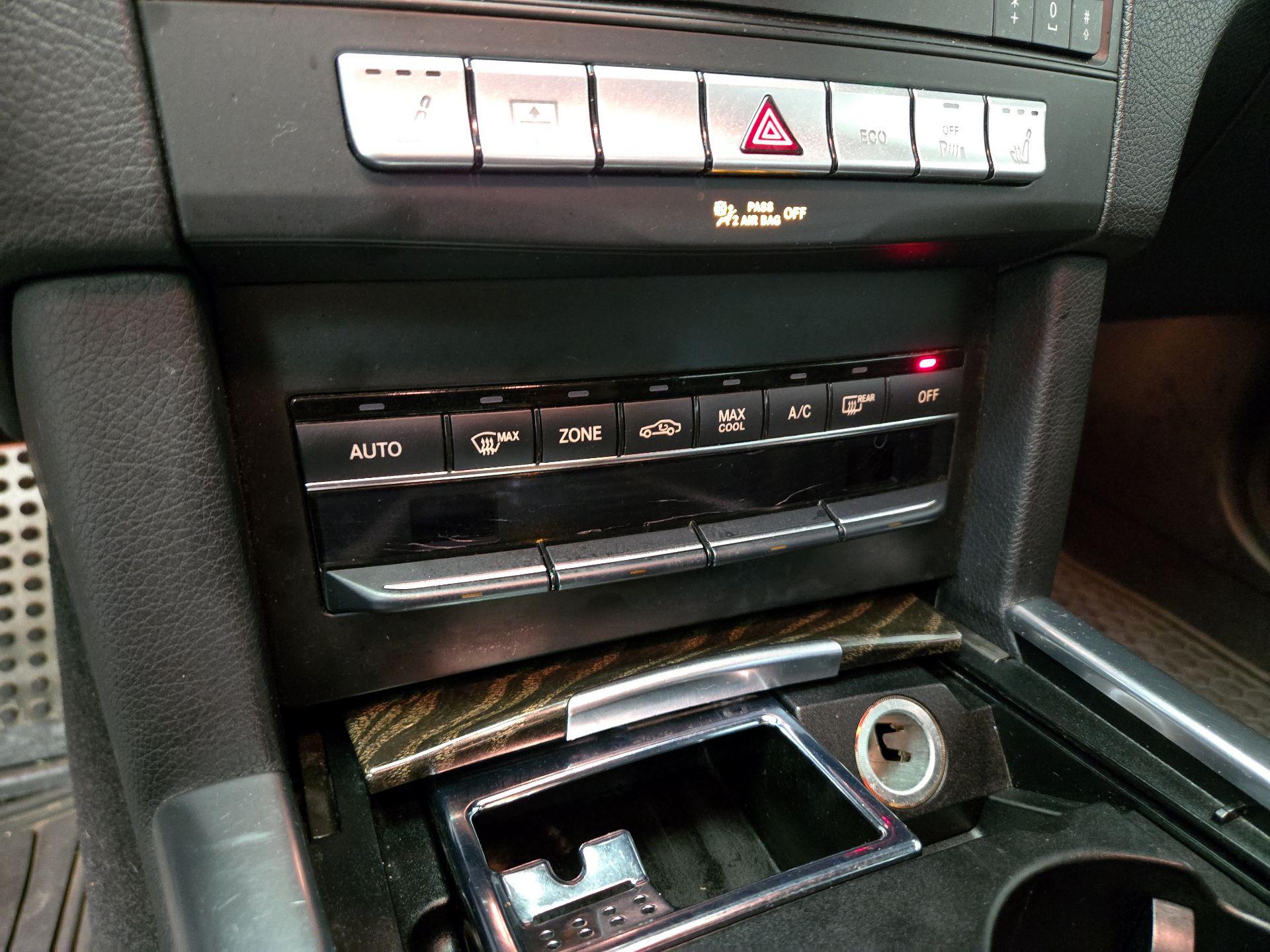 Thumbnail: 2016 Mercedes-Benz E-Class - 16