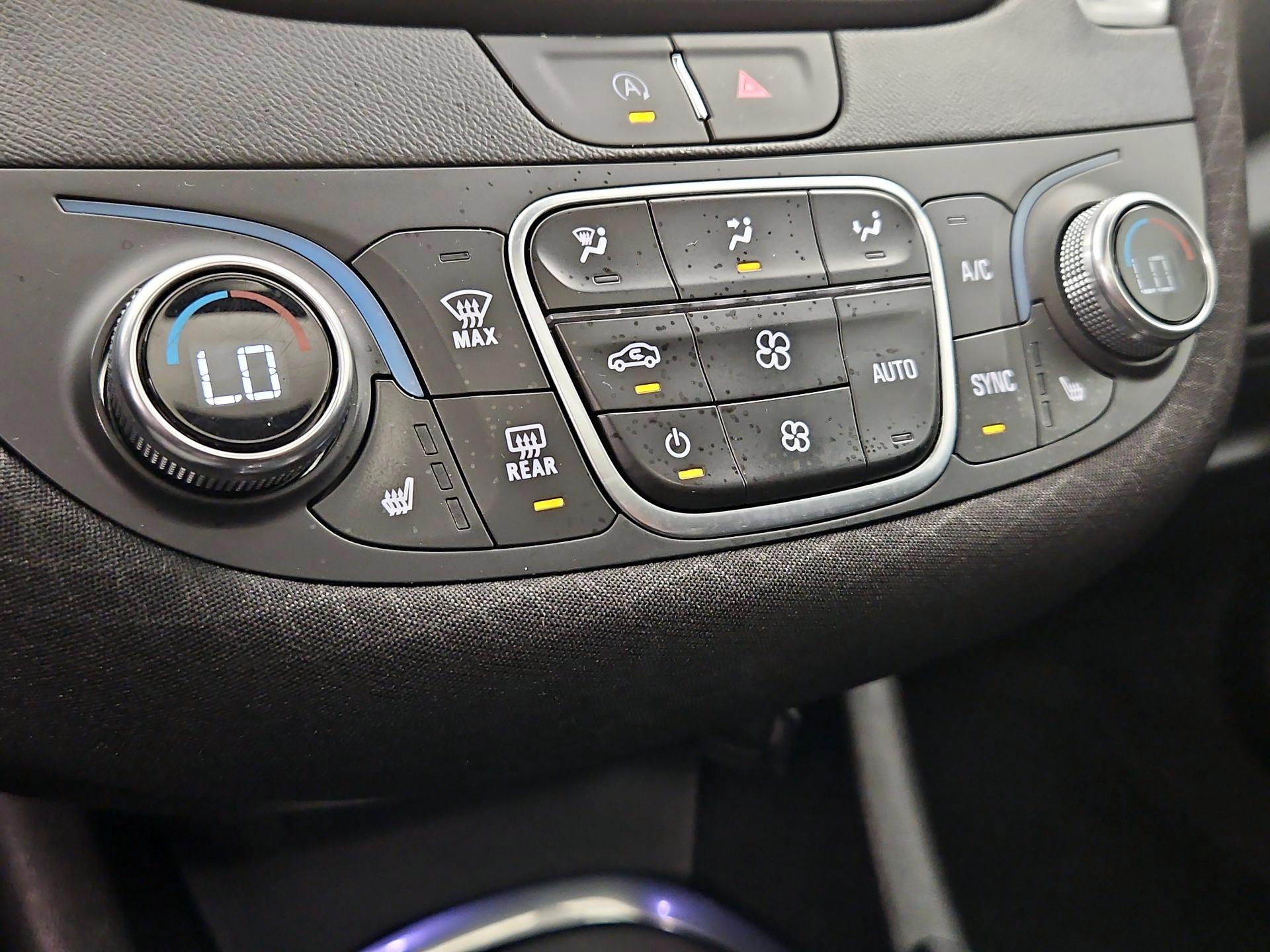 Thumbnail: 2024 Chevrolet Malibu - 16