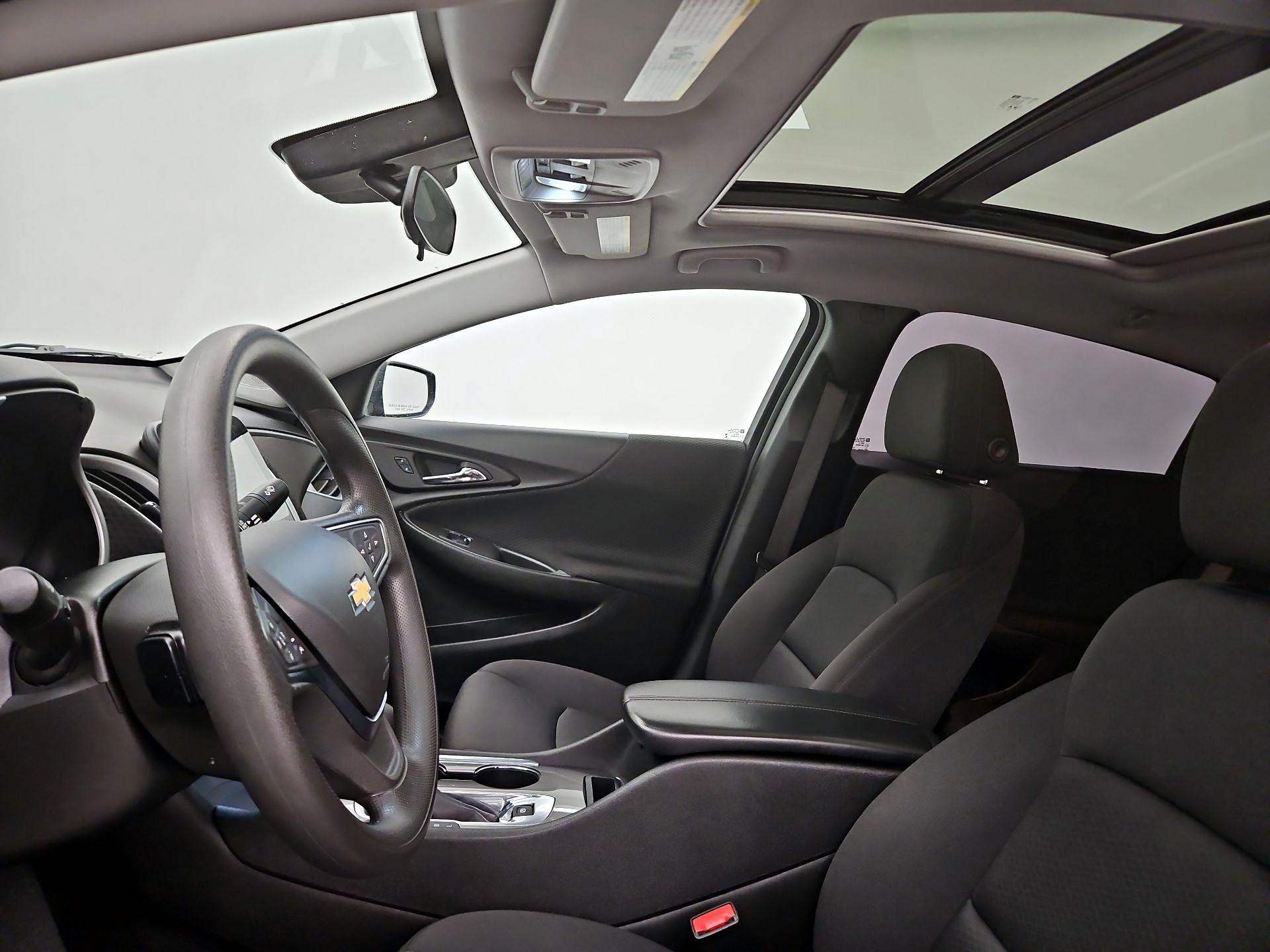 Thumbnail: 2024 Chevrolet Malibu - 19