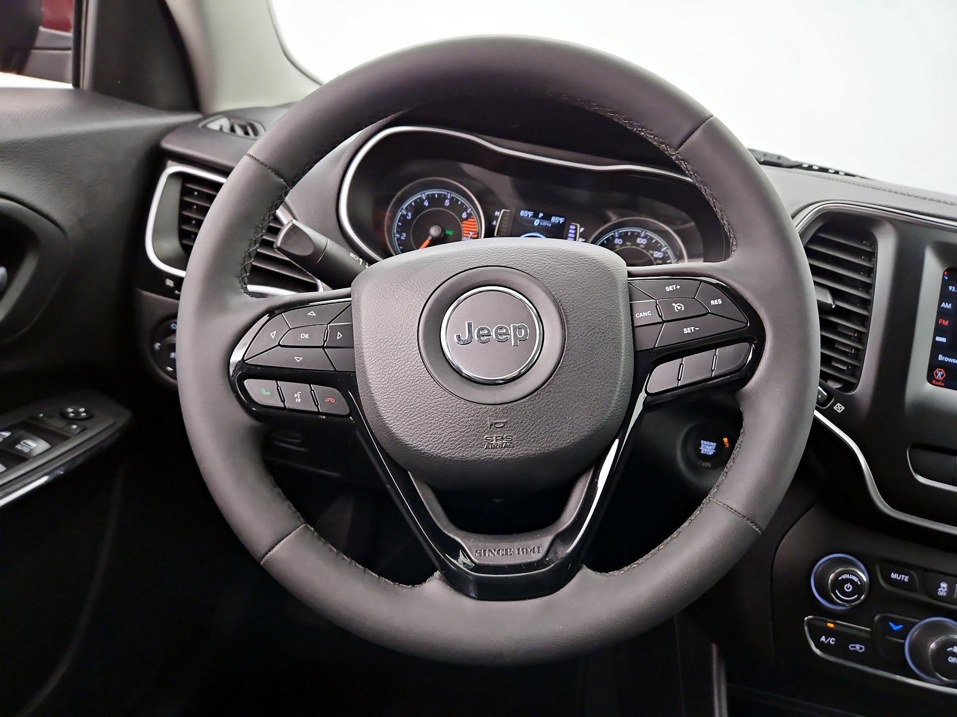 Thumbnail: 2021 Jeep Cherokee - 10