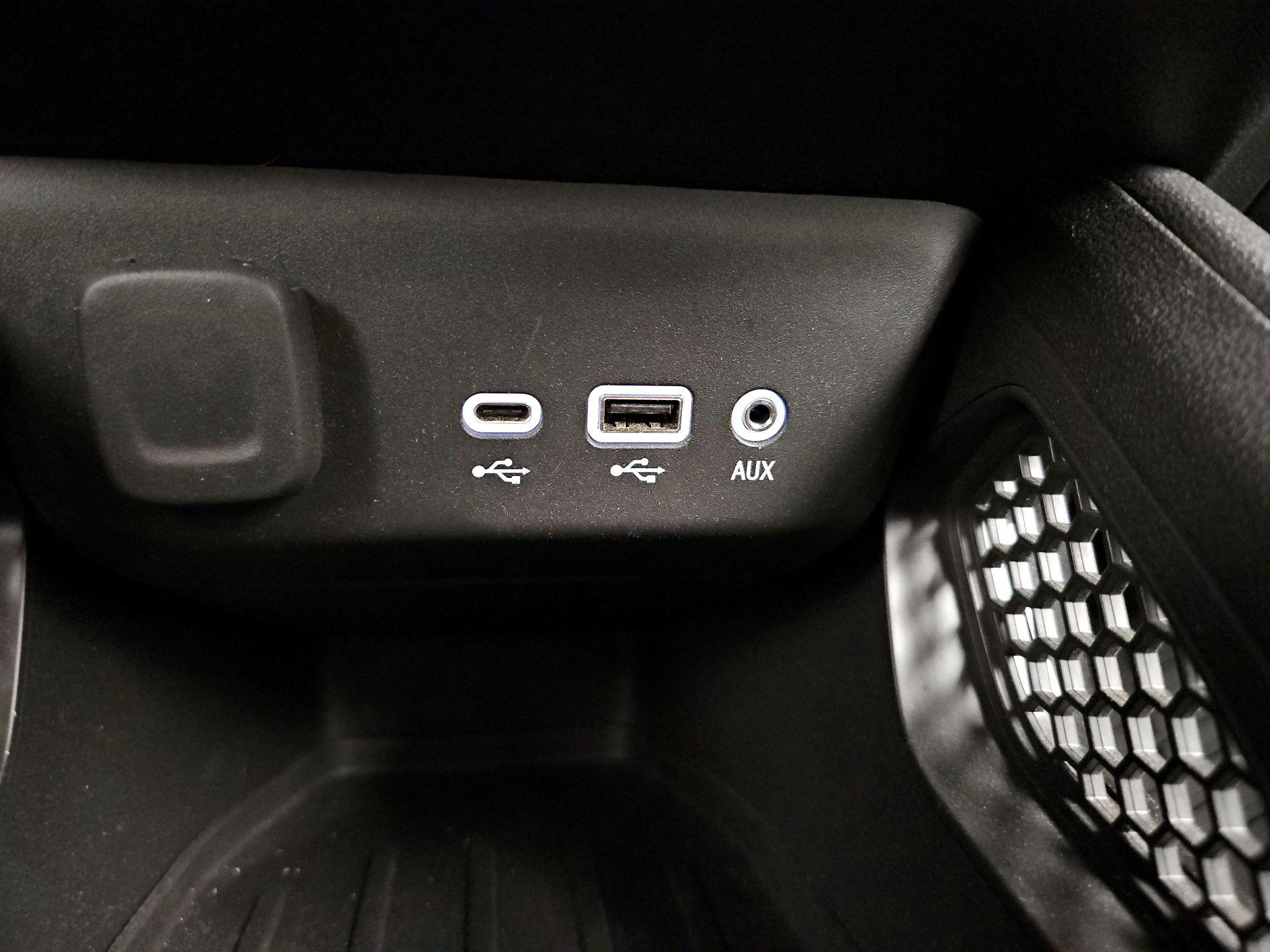 Thumbnail: 2023 Chevrolet TrailBlazer - 19