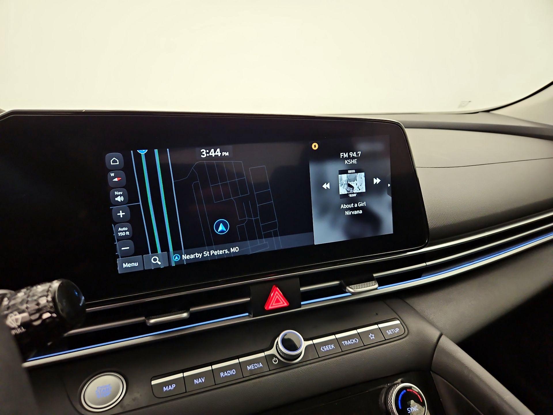 Thumbnail: 2024 Hyundai Elantra - 14