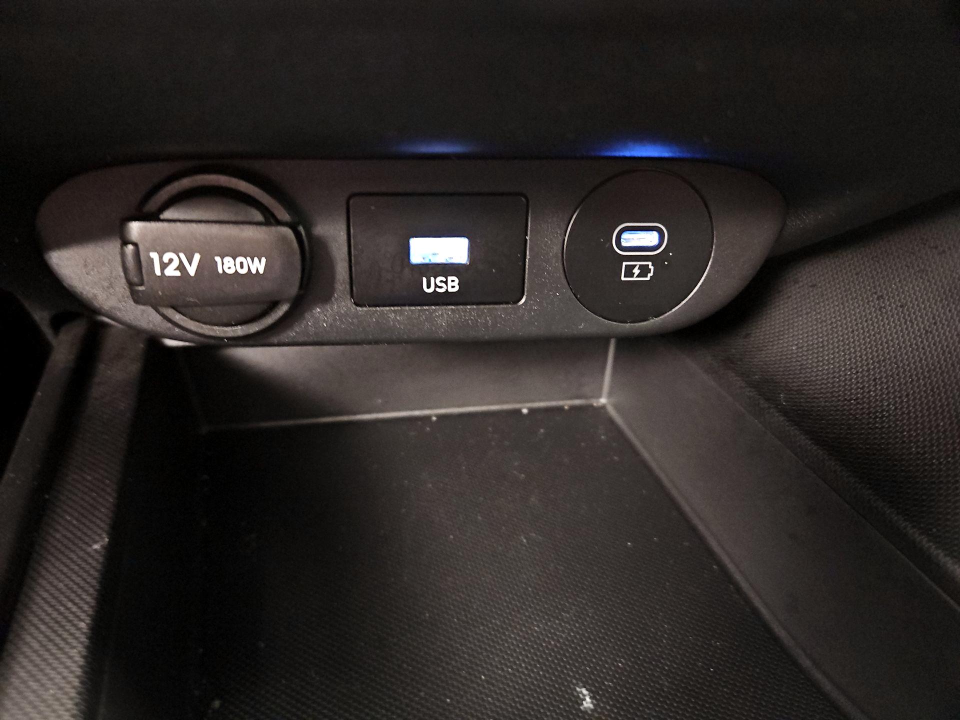 Thumbnail: 2024 Hyundai Elantra - 19