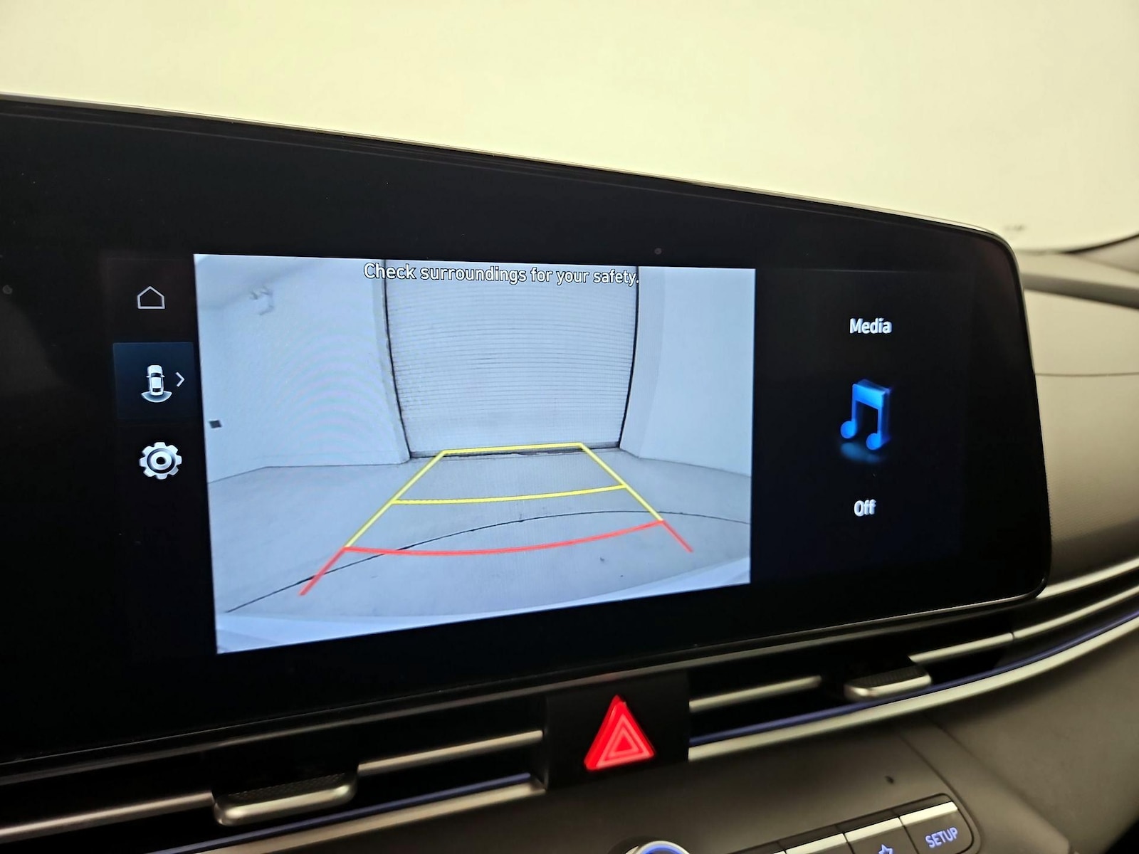 2025 Hyundai Elantra SEL - Photo 16