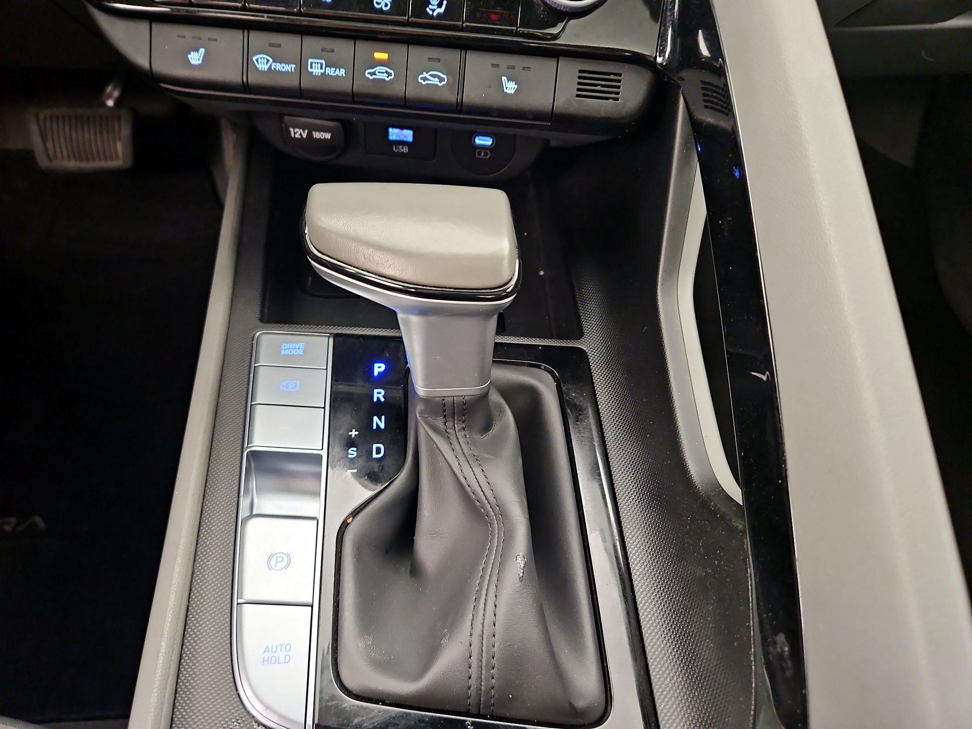 Thumbnail: 2025 Hyundai Elantra - 18