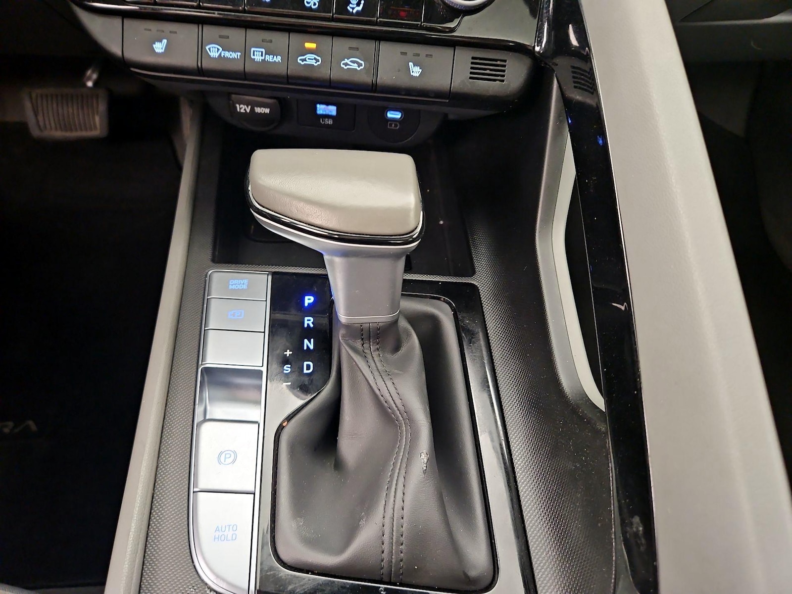2025 Hyundai Elantra SEL - Photo 19