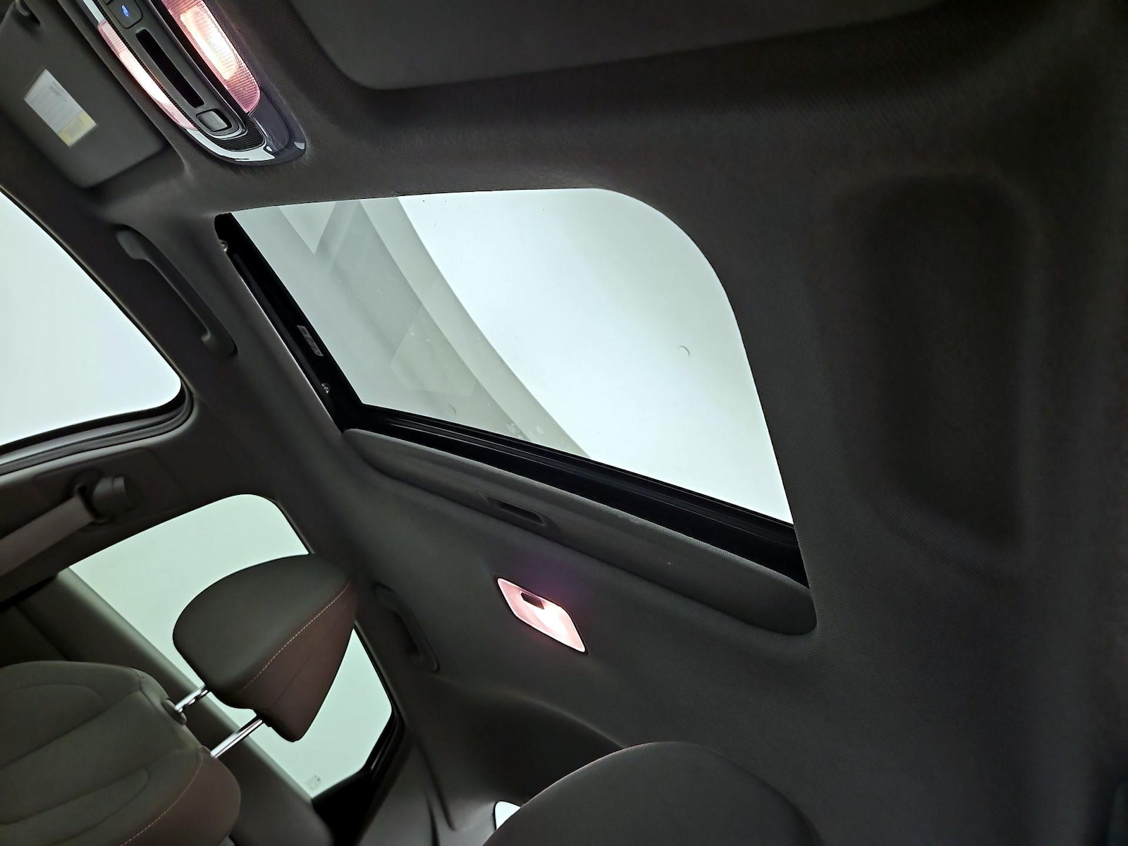 2025 Hyundai Elantra SEL - Photo 21