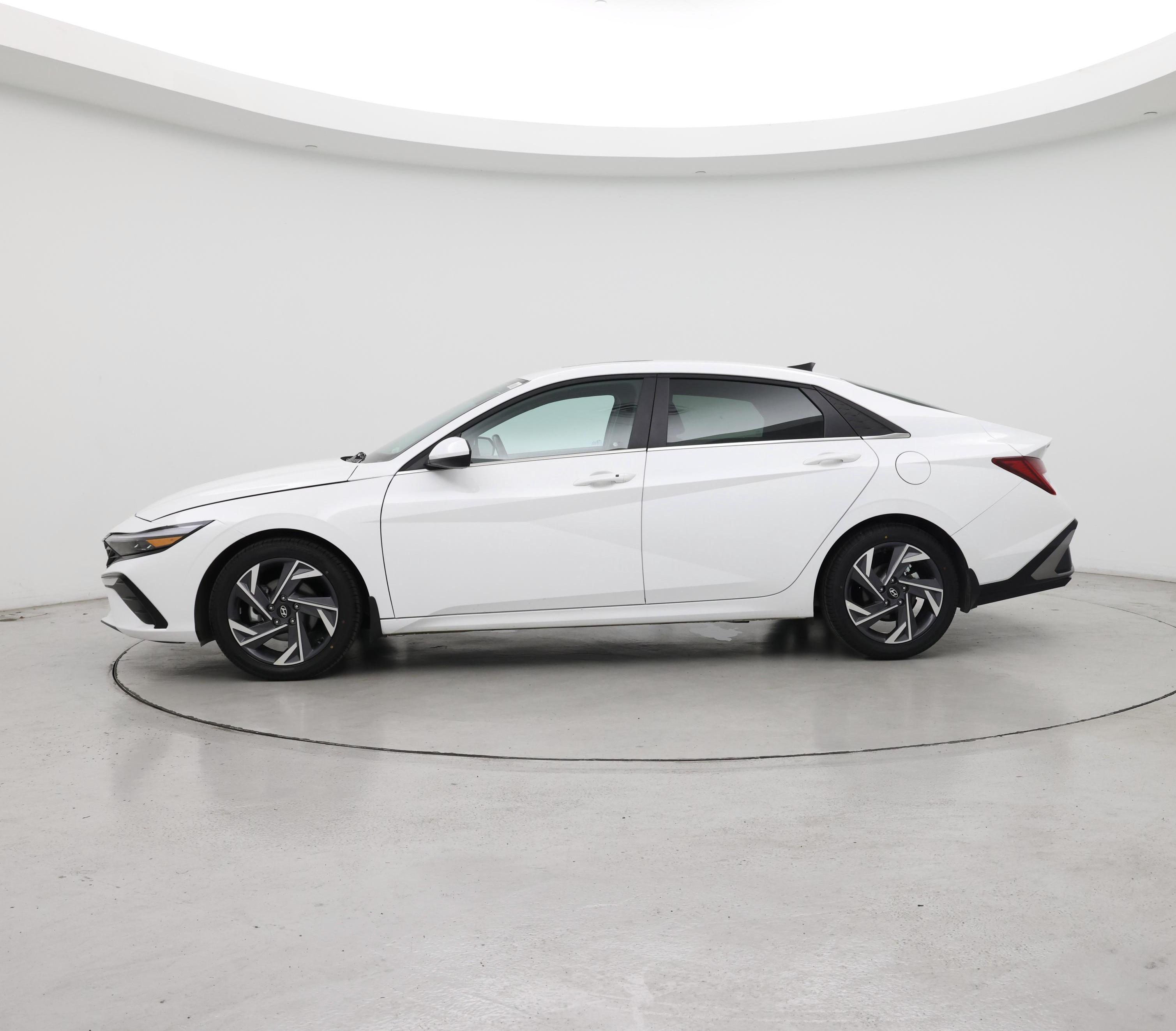 Thumbnail: 2025 Hyundai Elantra - 3