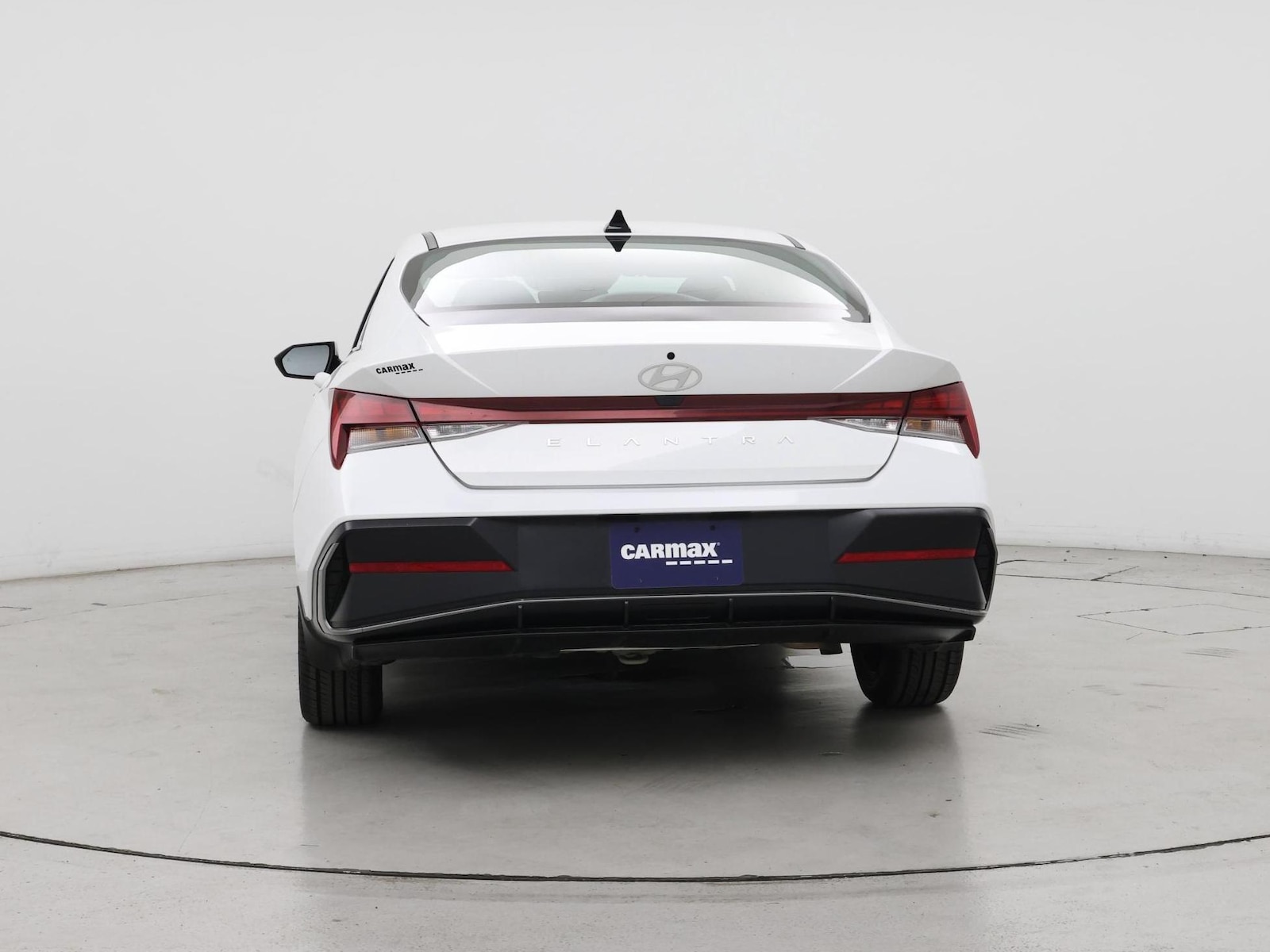 2025 Hyundai Elantra SEL - Photo 7