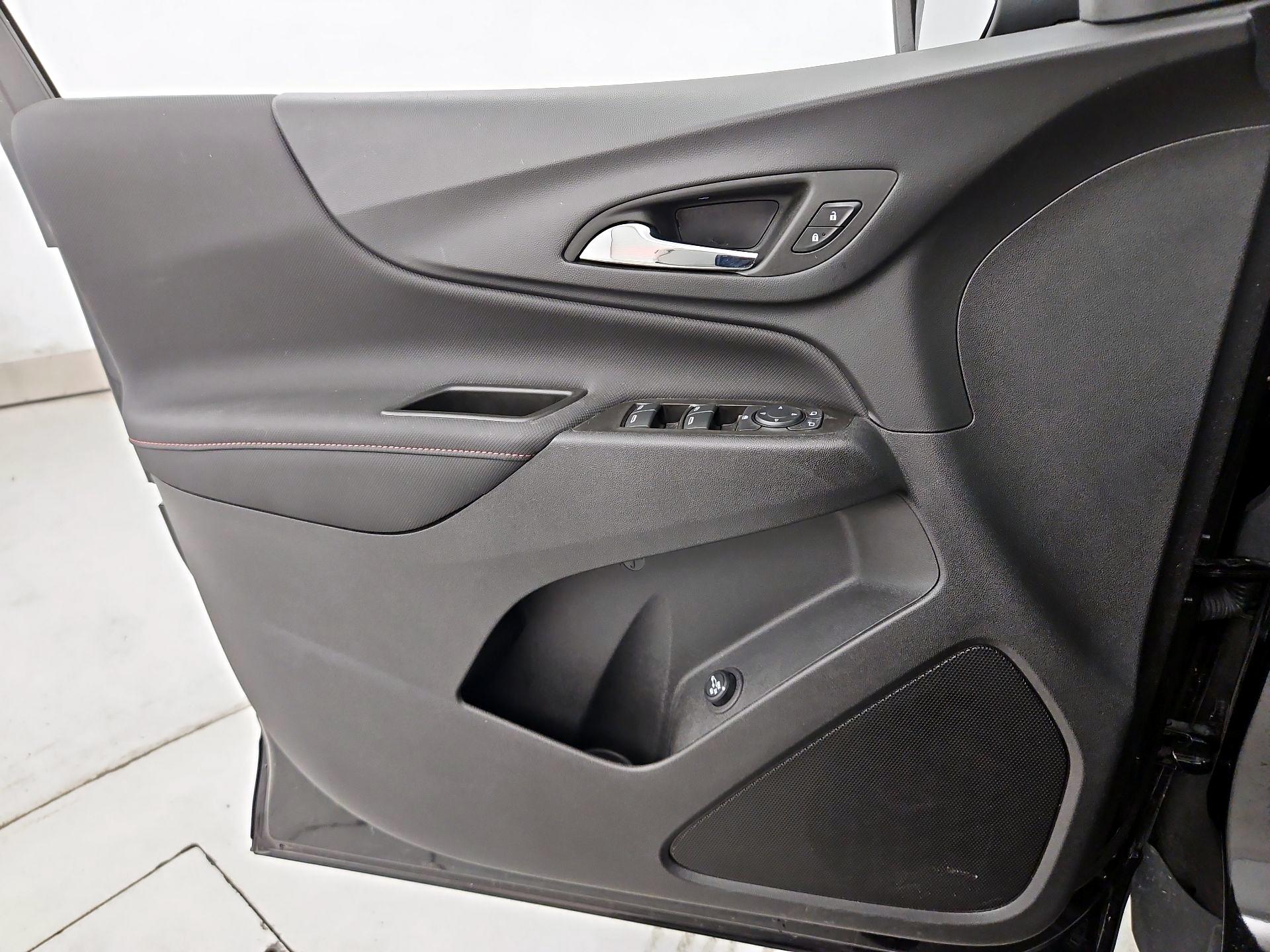 Thumbnail: 2023 Chevrolet Equinox - 12