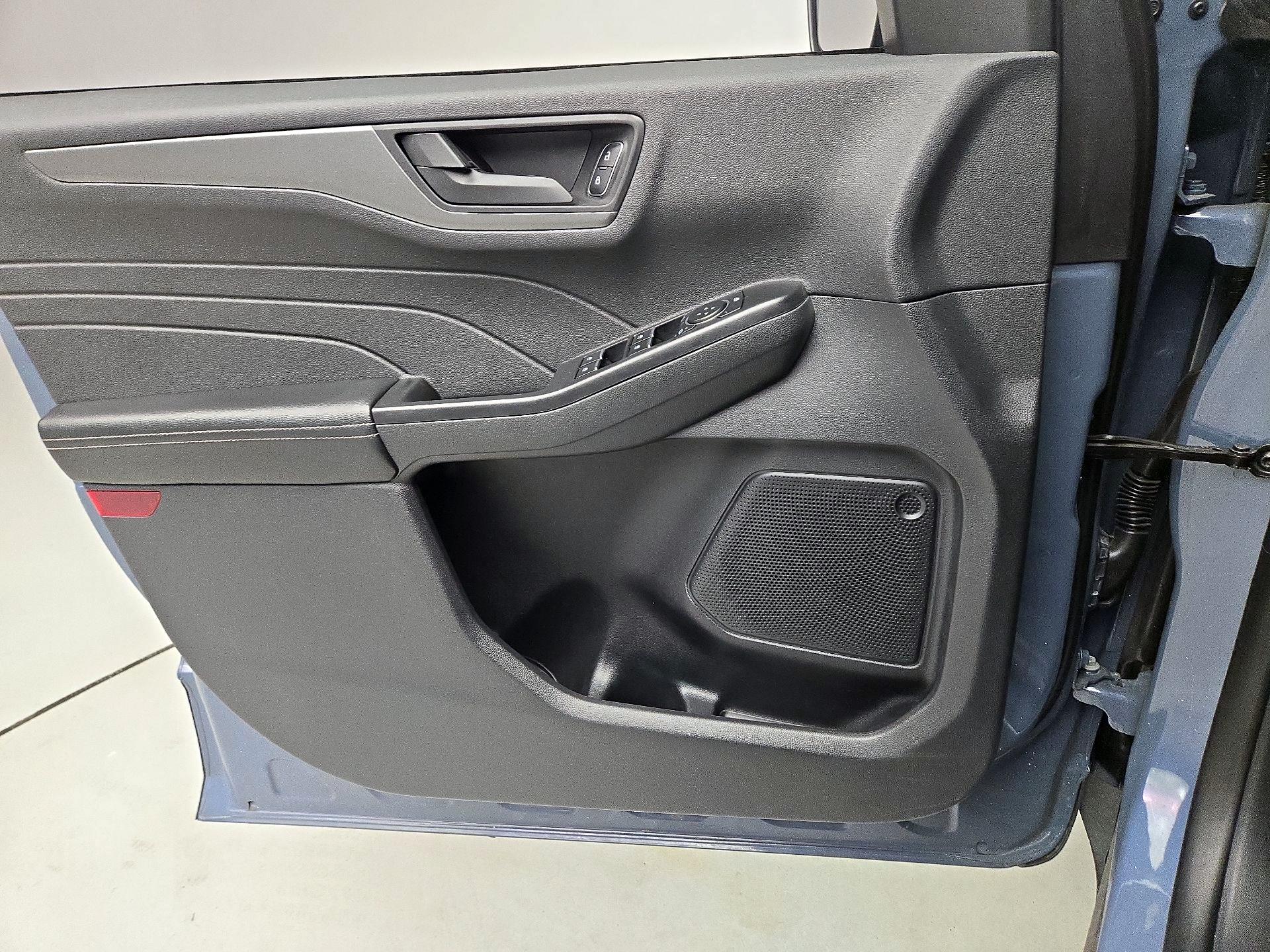 Thumbnail: 2025 Ford Escape - 12