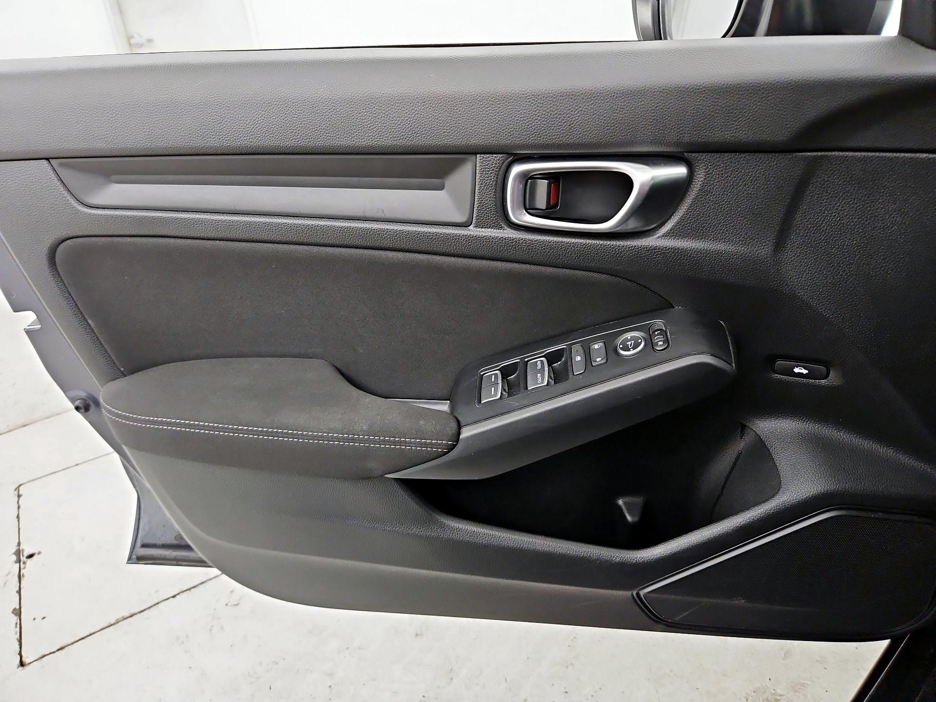 Thumbnail: 2025 Honda Civic - 12