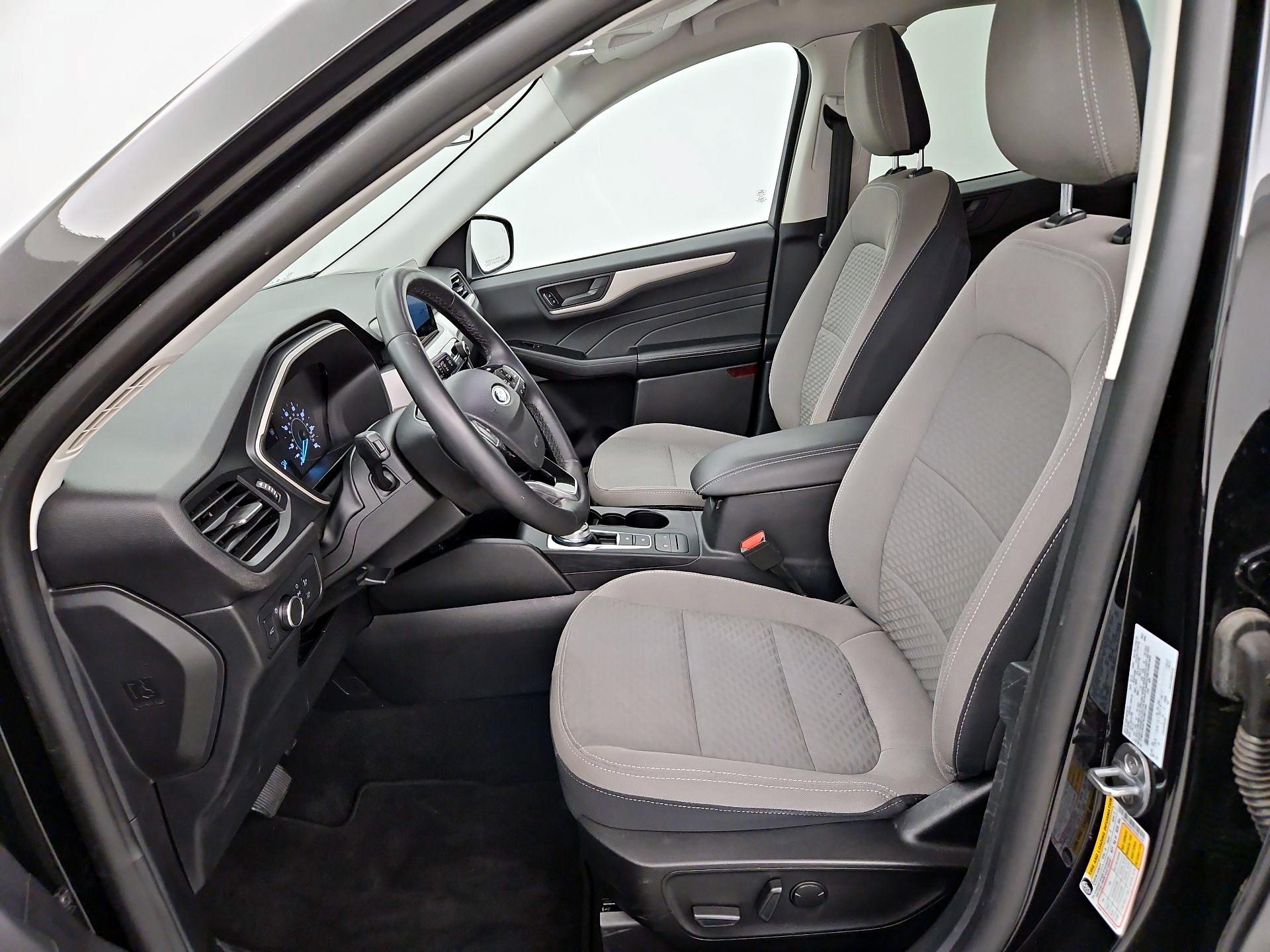 Thumbnail: 2022 Ford Escape - 11