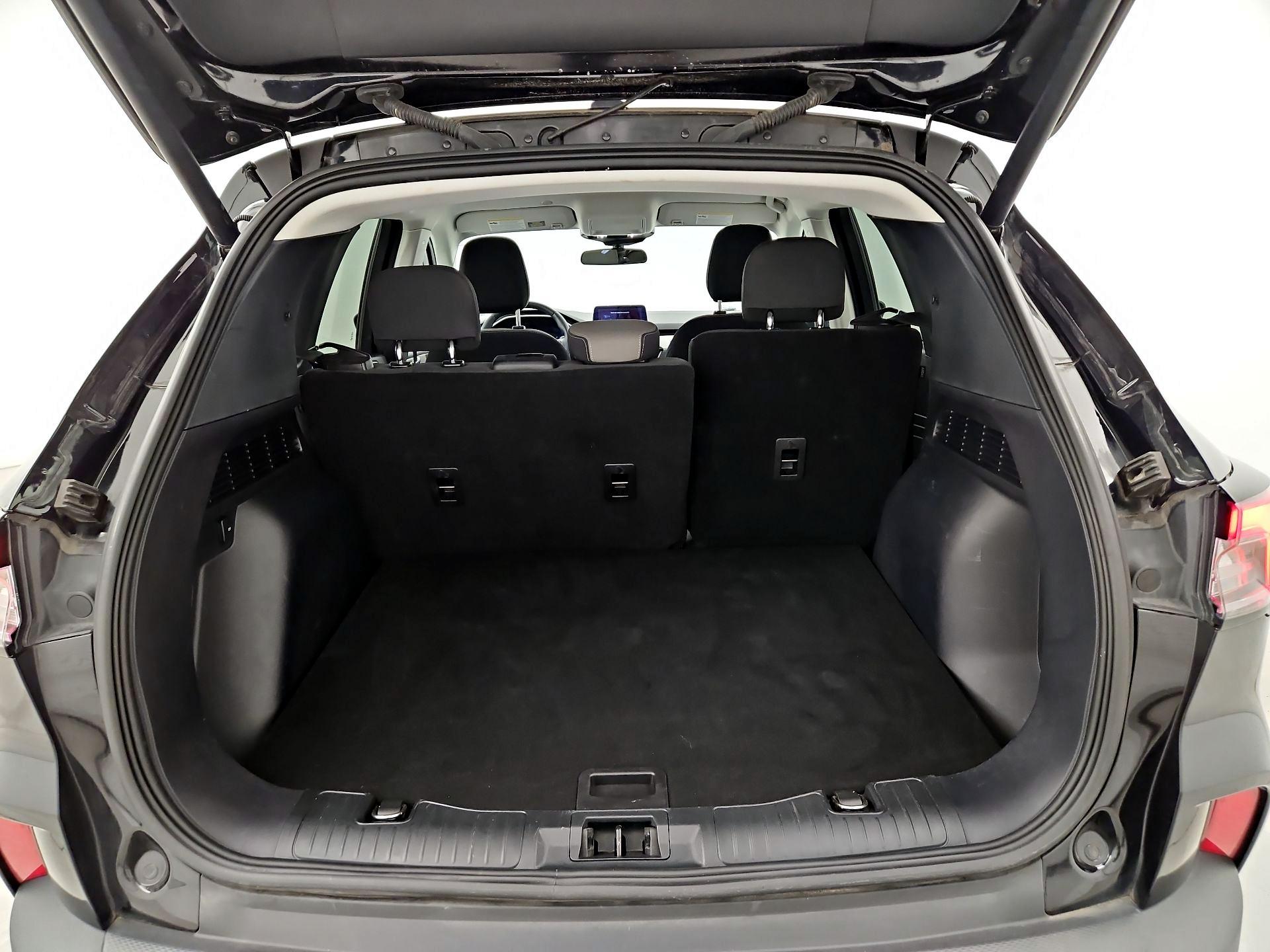 Thumbnail: 2022 Ford Escape - 20