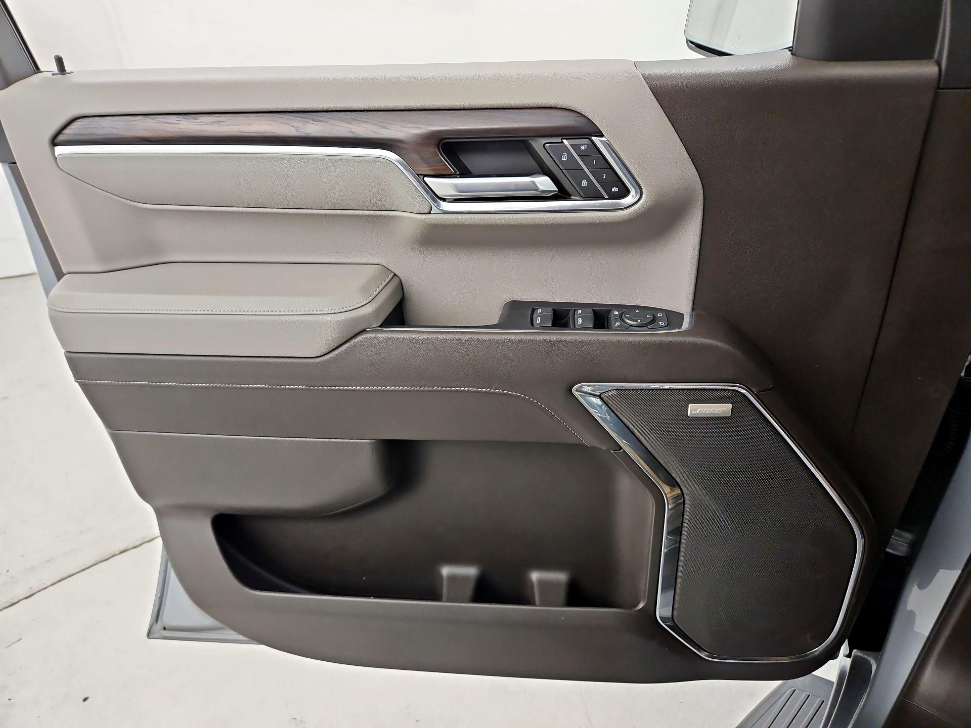 Thumbnail: 2023 GMC Sierra 1500 - 12