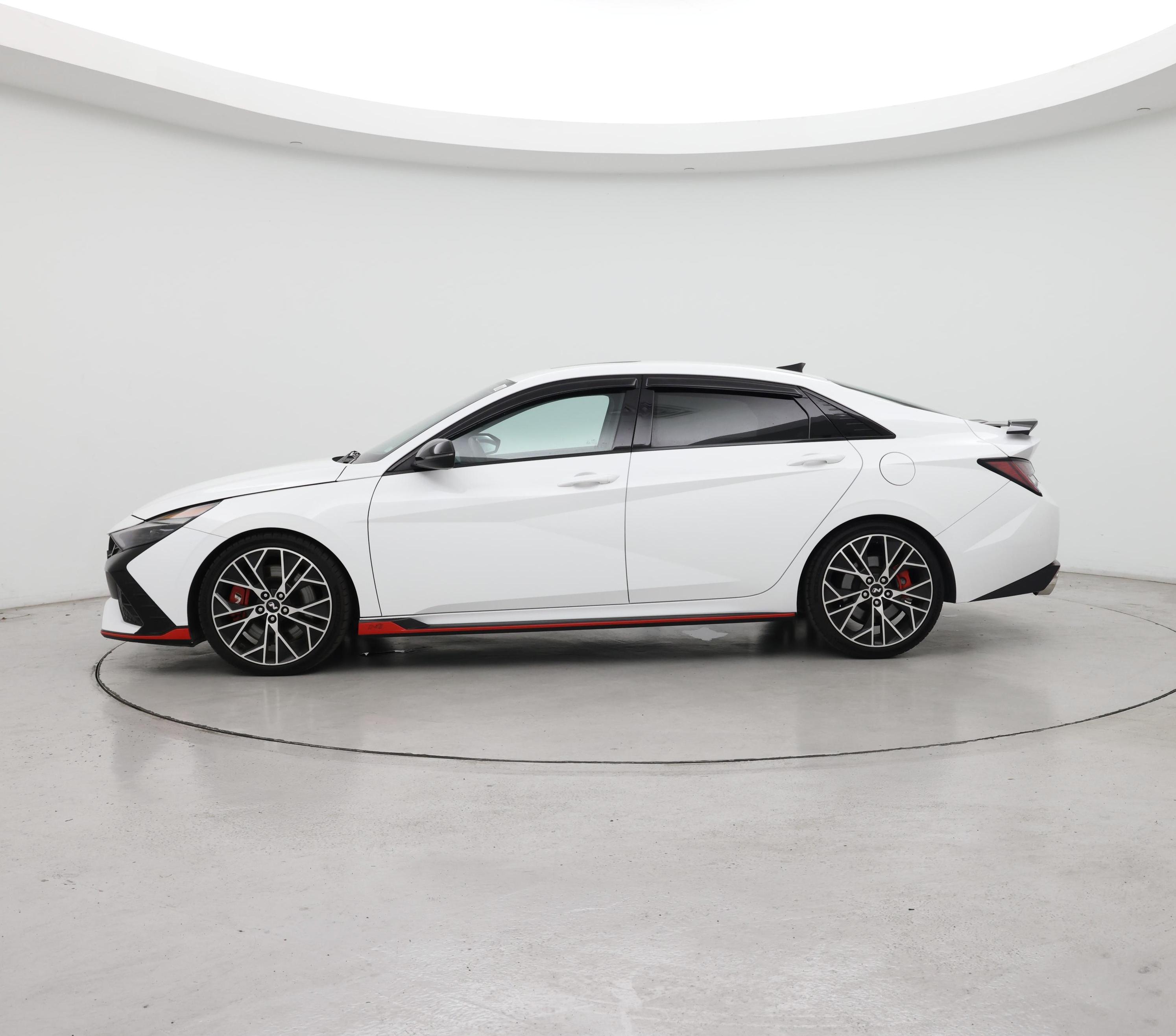 Thumbnail: 2023 Hyundai Elantra - 3