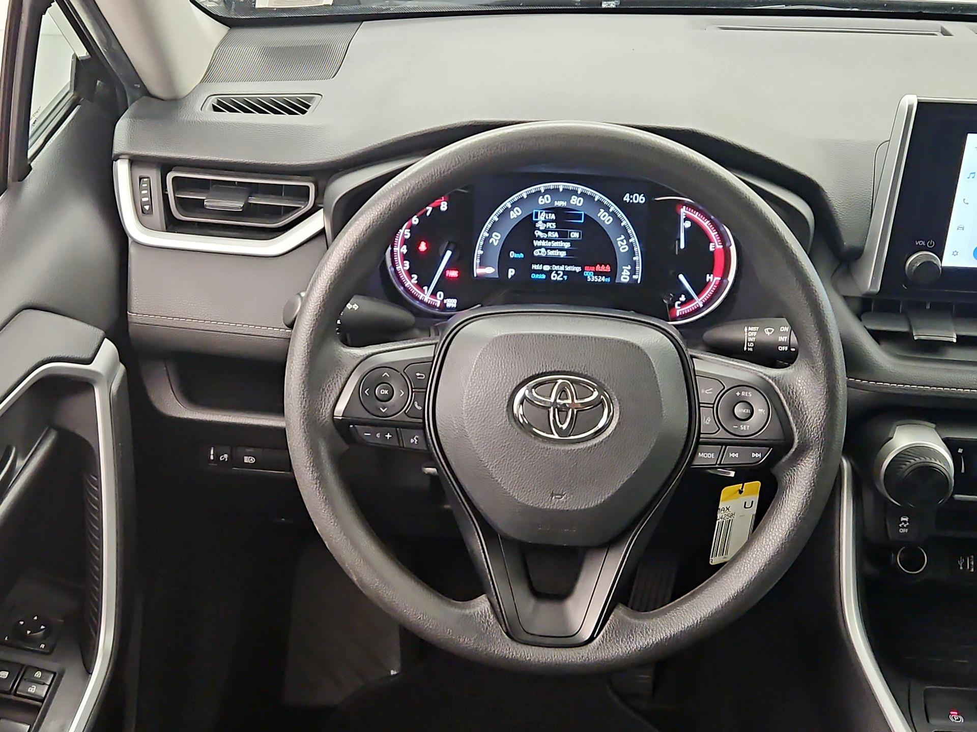 Thumbnail: 2024 Toyota RAV4 - 10