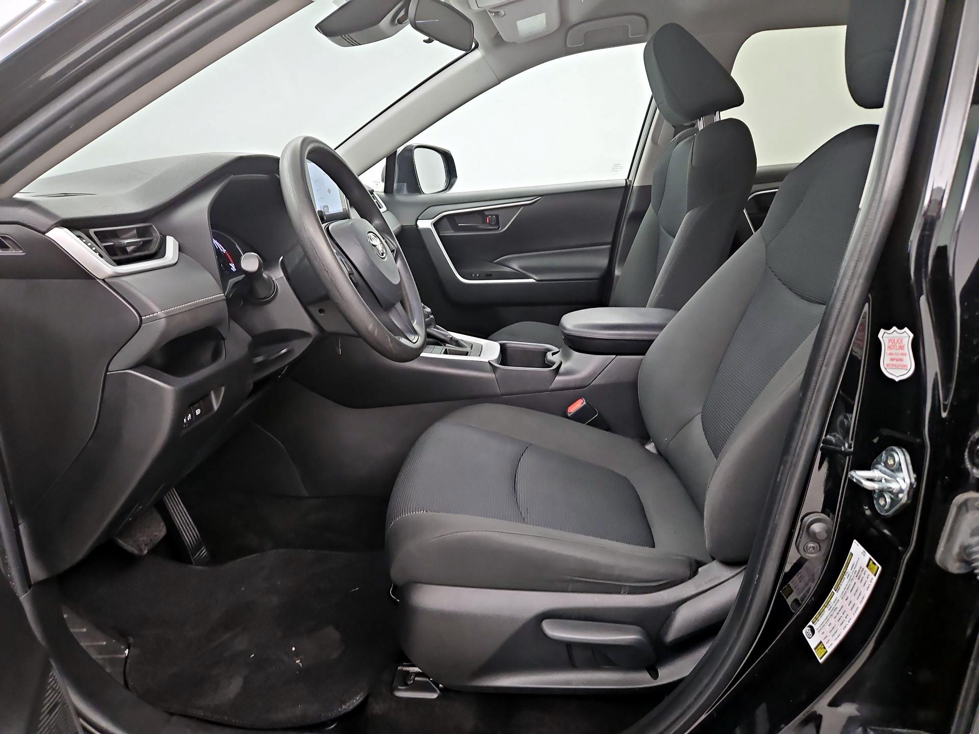 Thumbnail: 2024 Toyota RAV4 - 11