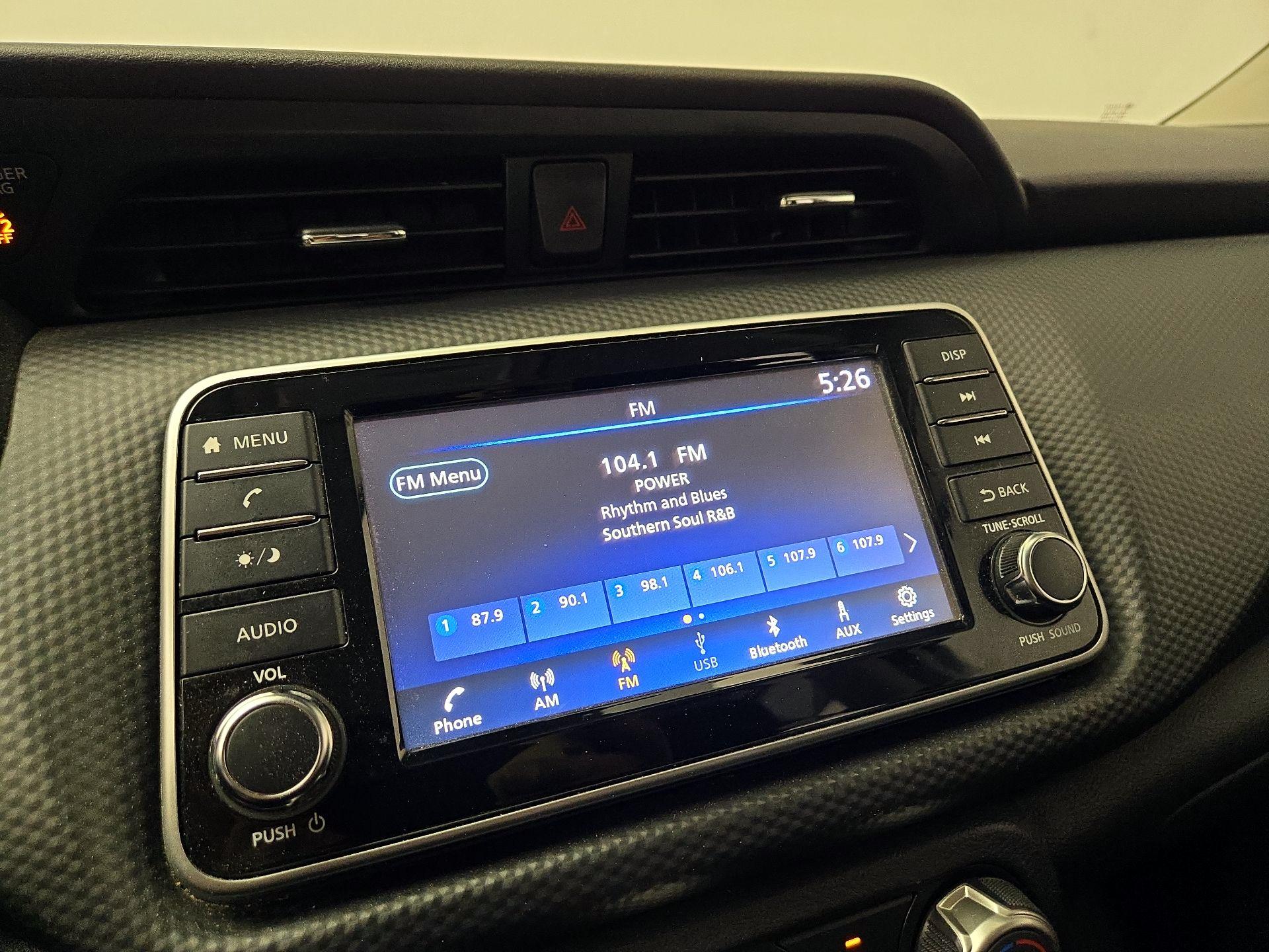 Thumbnail: 2022 Nissan Kicks - 15