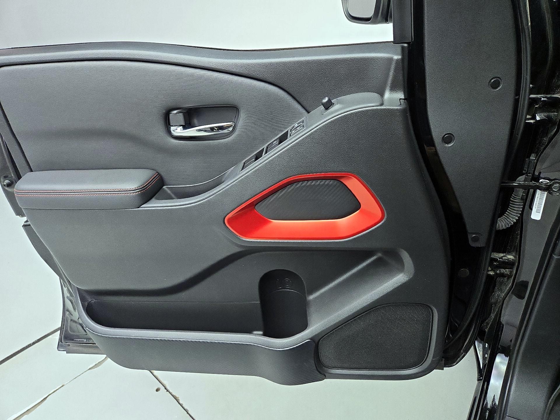 Thumbnail: 2022 Nissan Frontier - 12