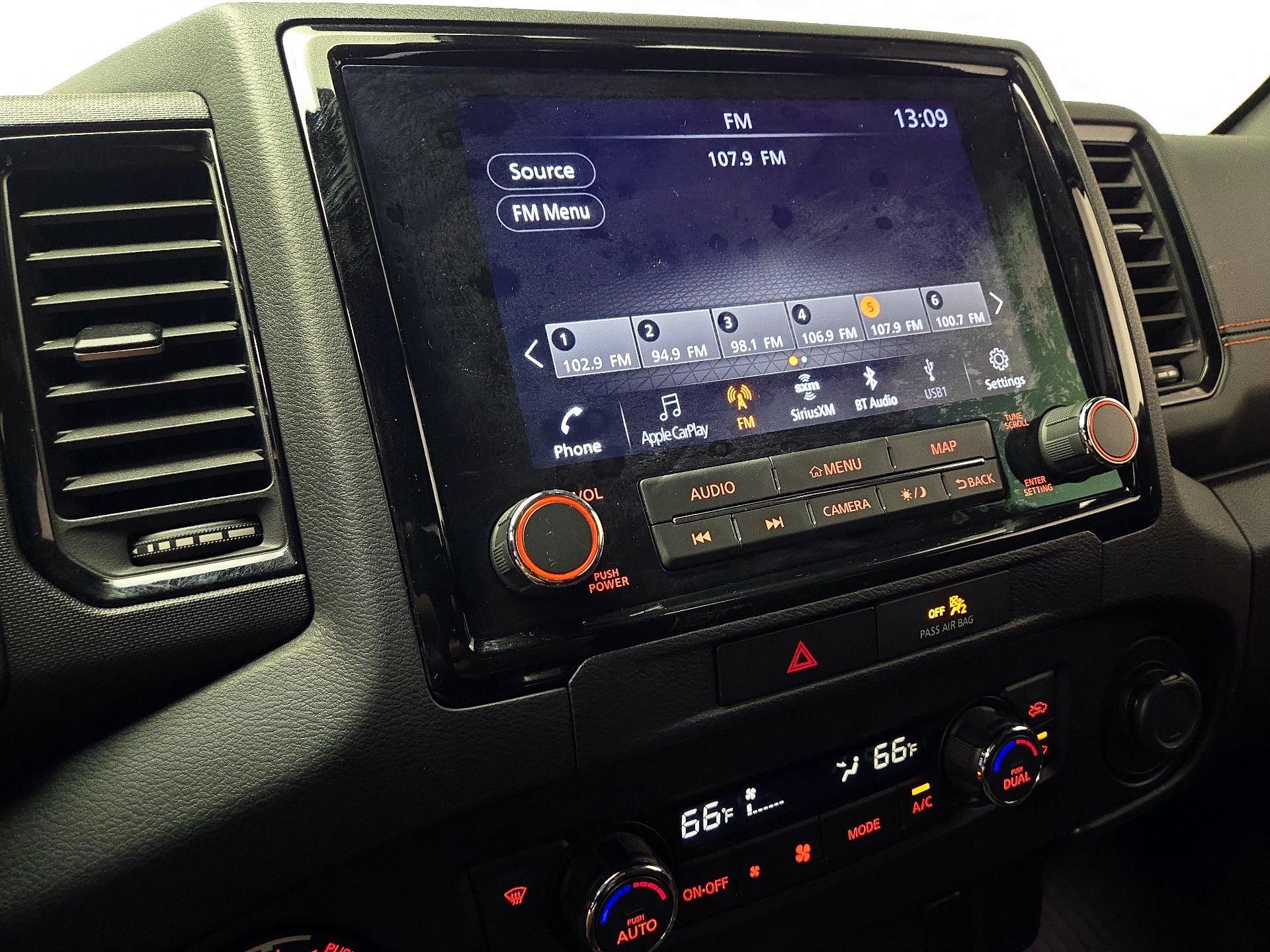 Thumbnail: 2022 Nissan Frontier - 16