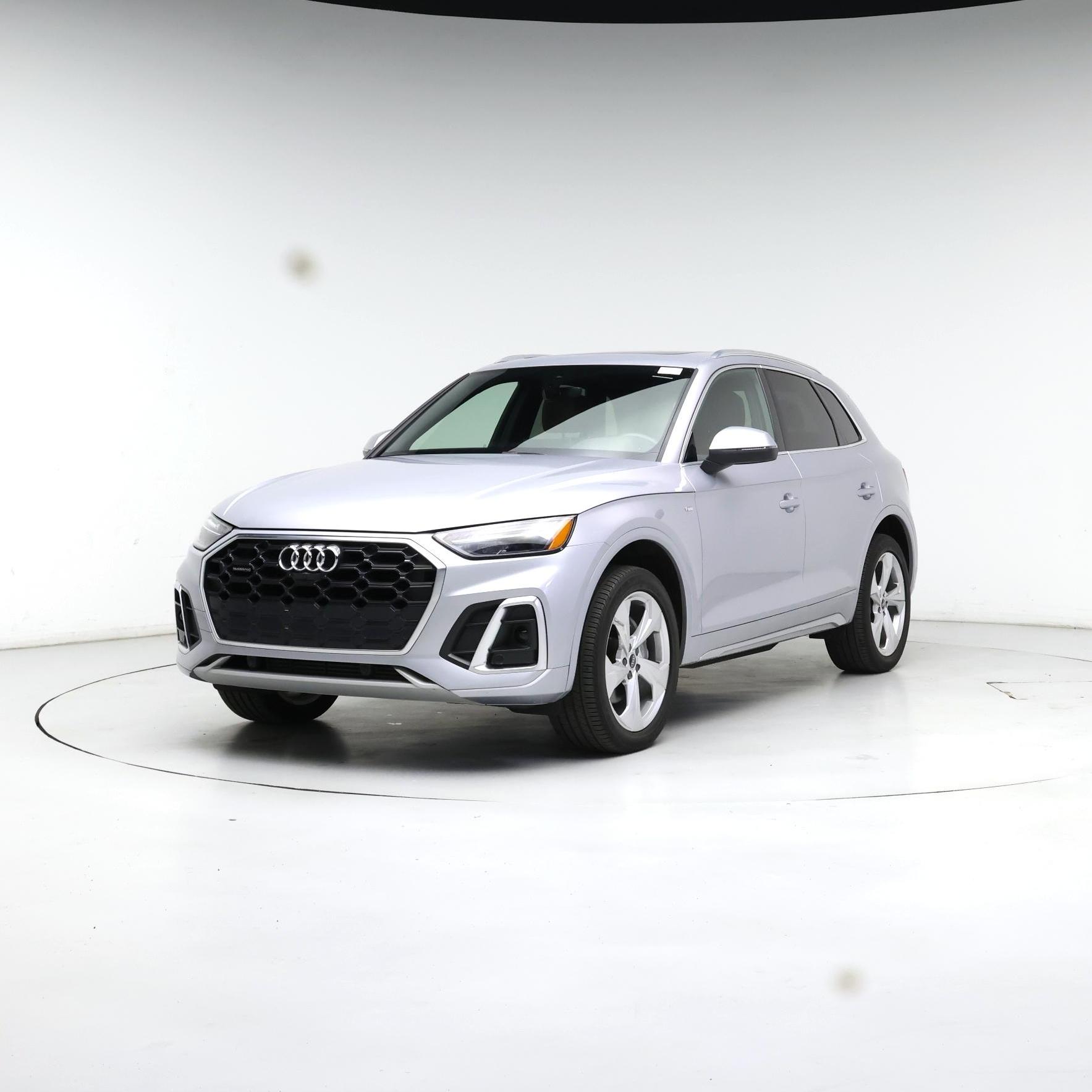 Thumbnail: 2022 Audi Q5 - 4