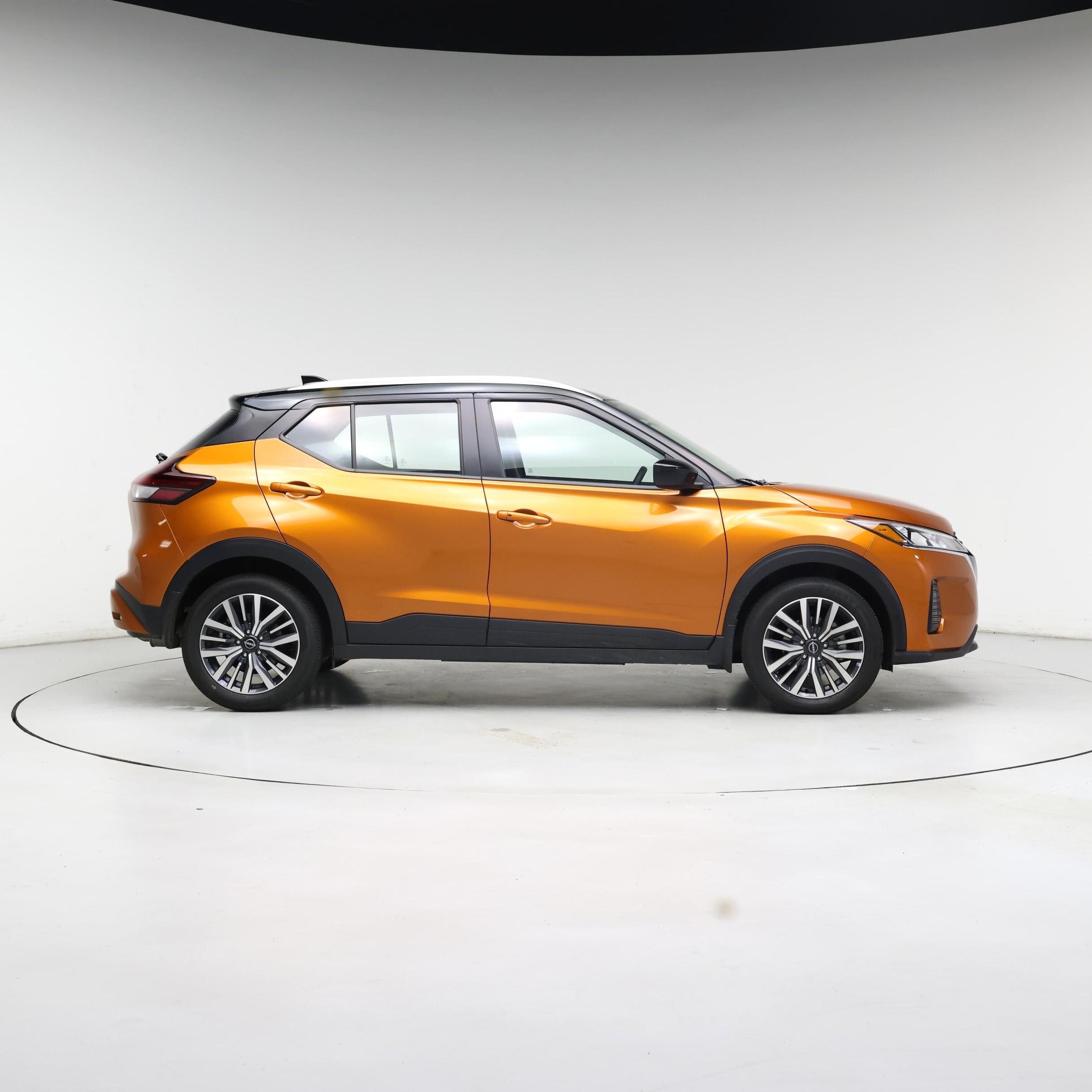 Thumbnail: 2024 Nissan Kicks - 7